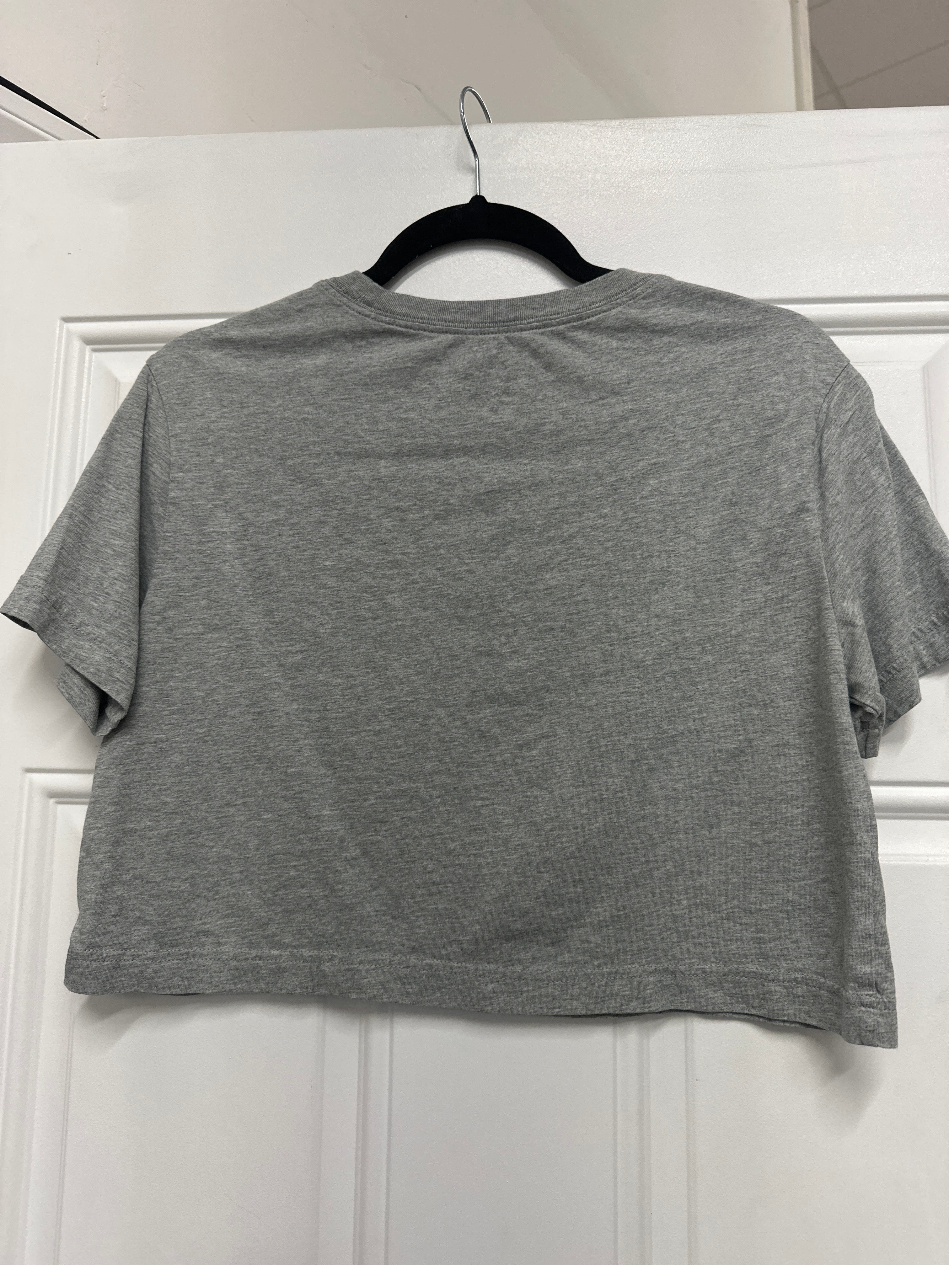 The Nike Tee Crop- XS
