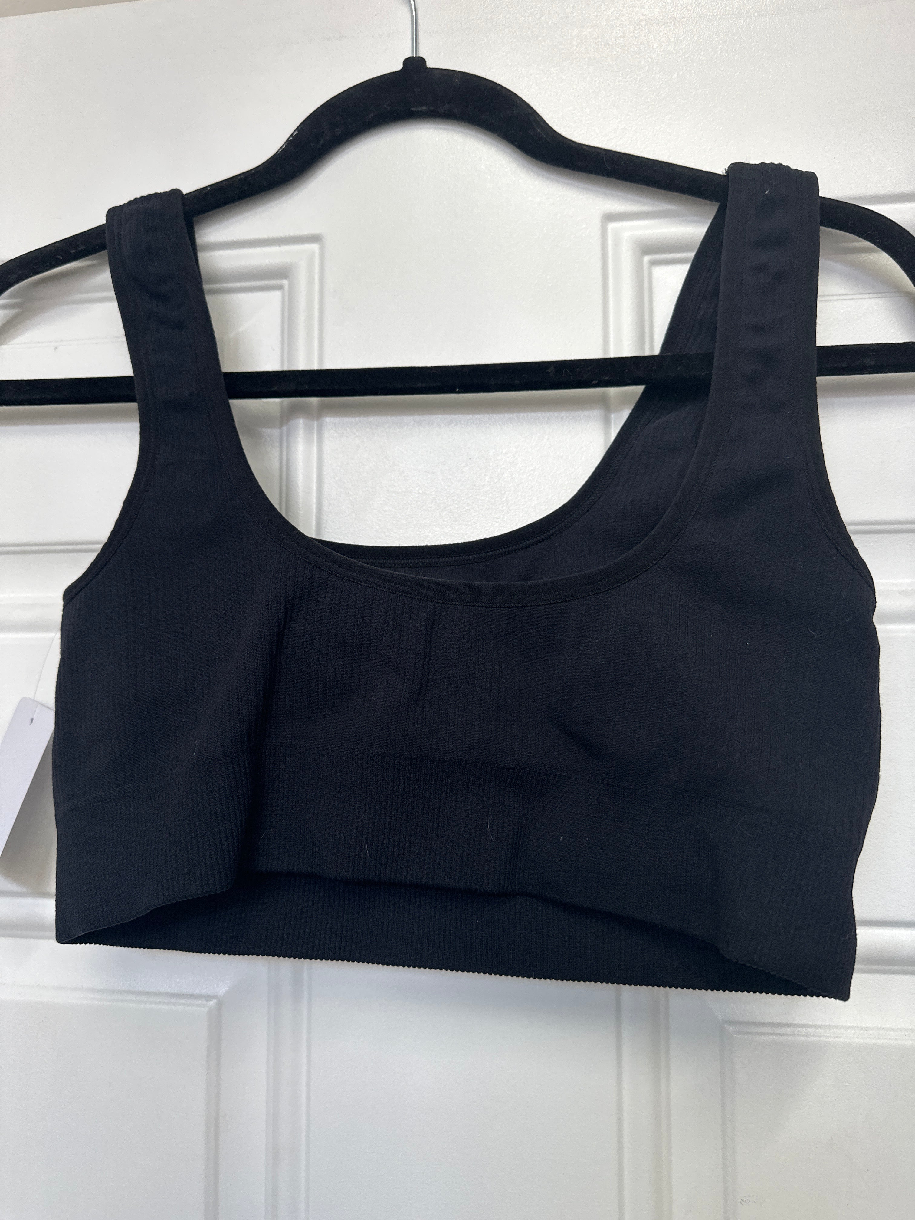 Unknown Brand Sports Bra/Halter Top- Medium