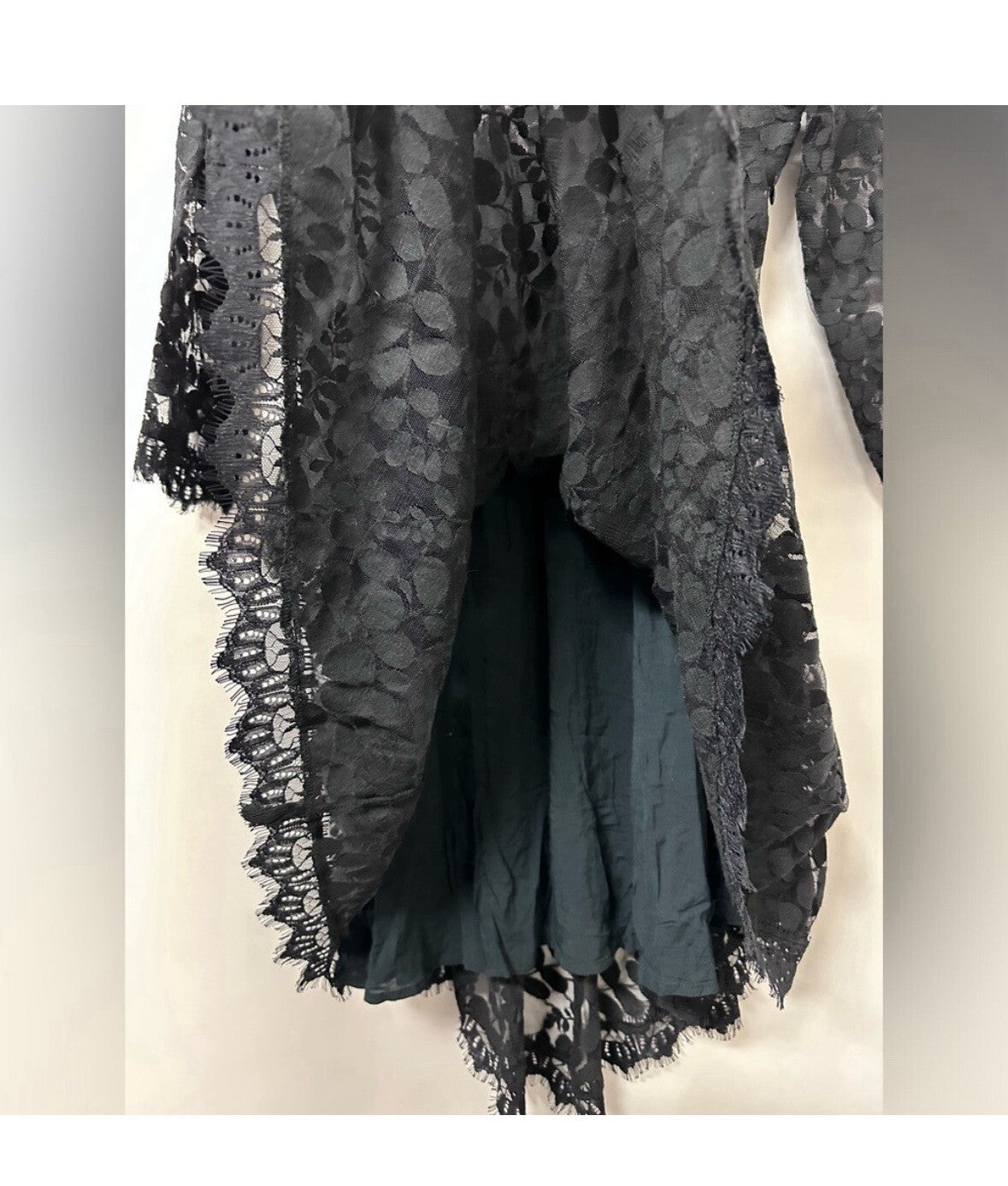 Free People Woman’s Black Lace Dress Size 2 (0063)