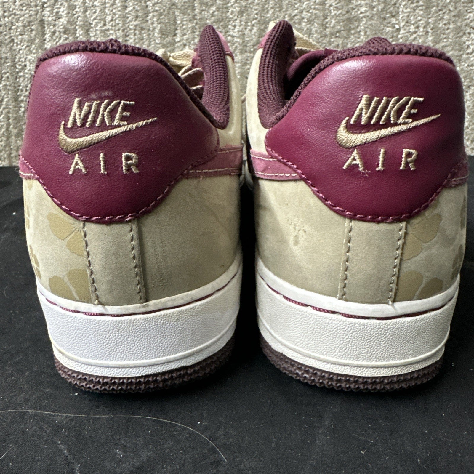 Nike Air Force 1 Low Men’s Size 8.5 White Burgundy | Floral Camo | 2007 OG (5d)