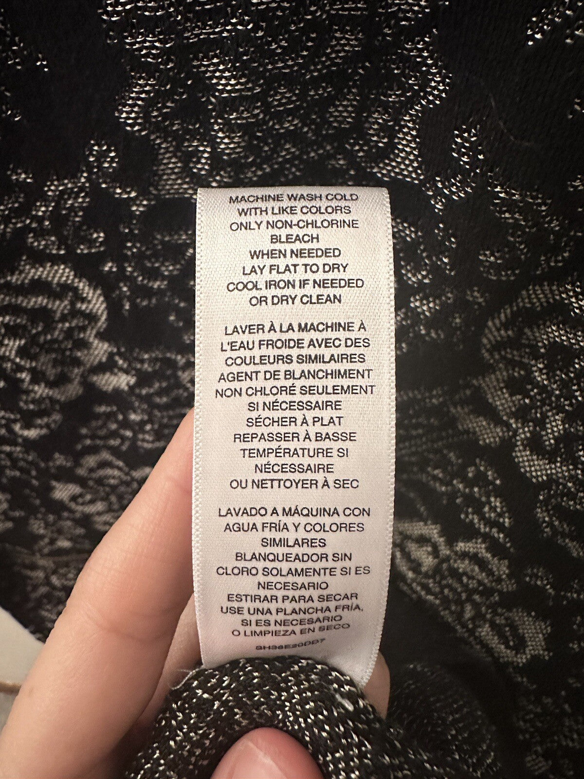 Michael Kors Woman’s Size Med Long Sleeve Black Gold Dress. 5.7