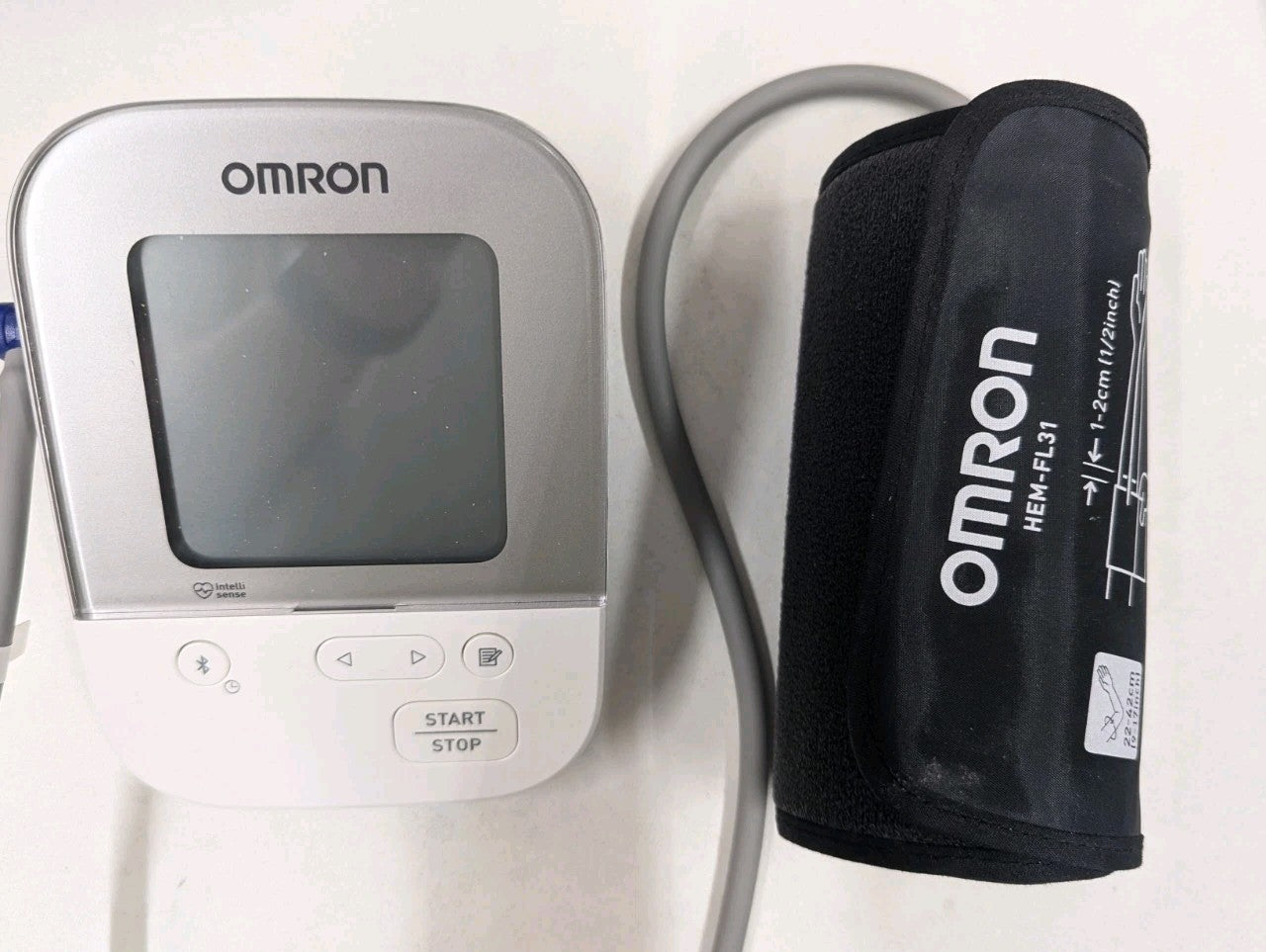 Omron X4 Smart HEM-7155T-ESL Blood Pressure Monitor And Cuff 9C