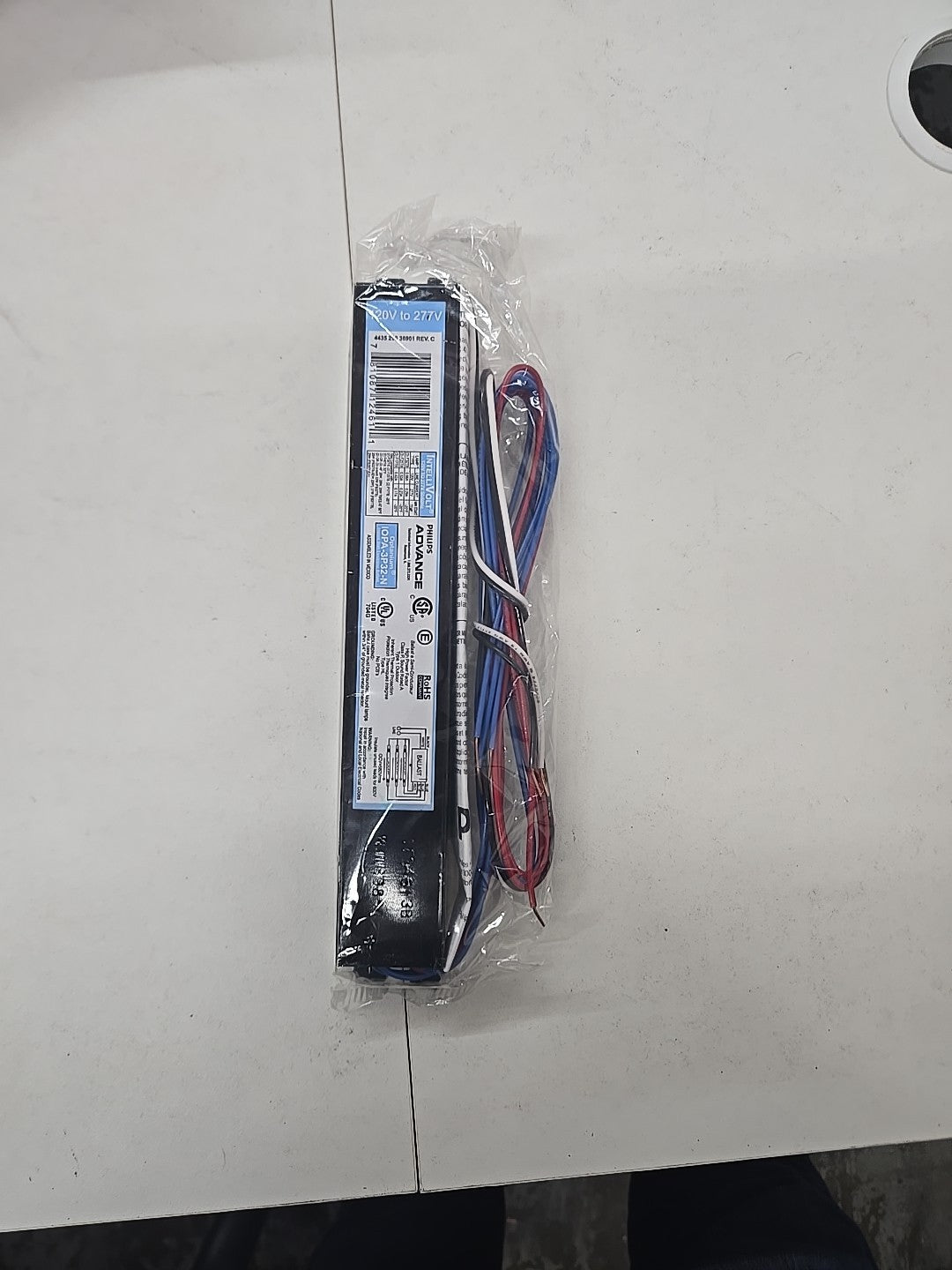 IntelliVolt F32T8 2 or 3 Lamp T8 4 ft. Fluorescent Ballast IOPA3P32N 120v-277v