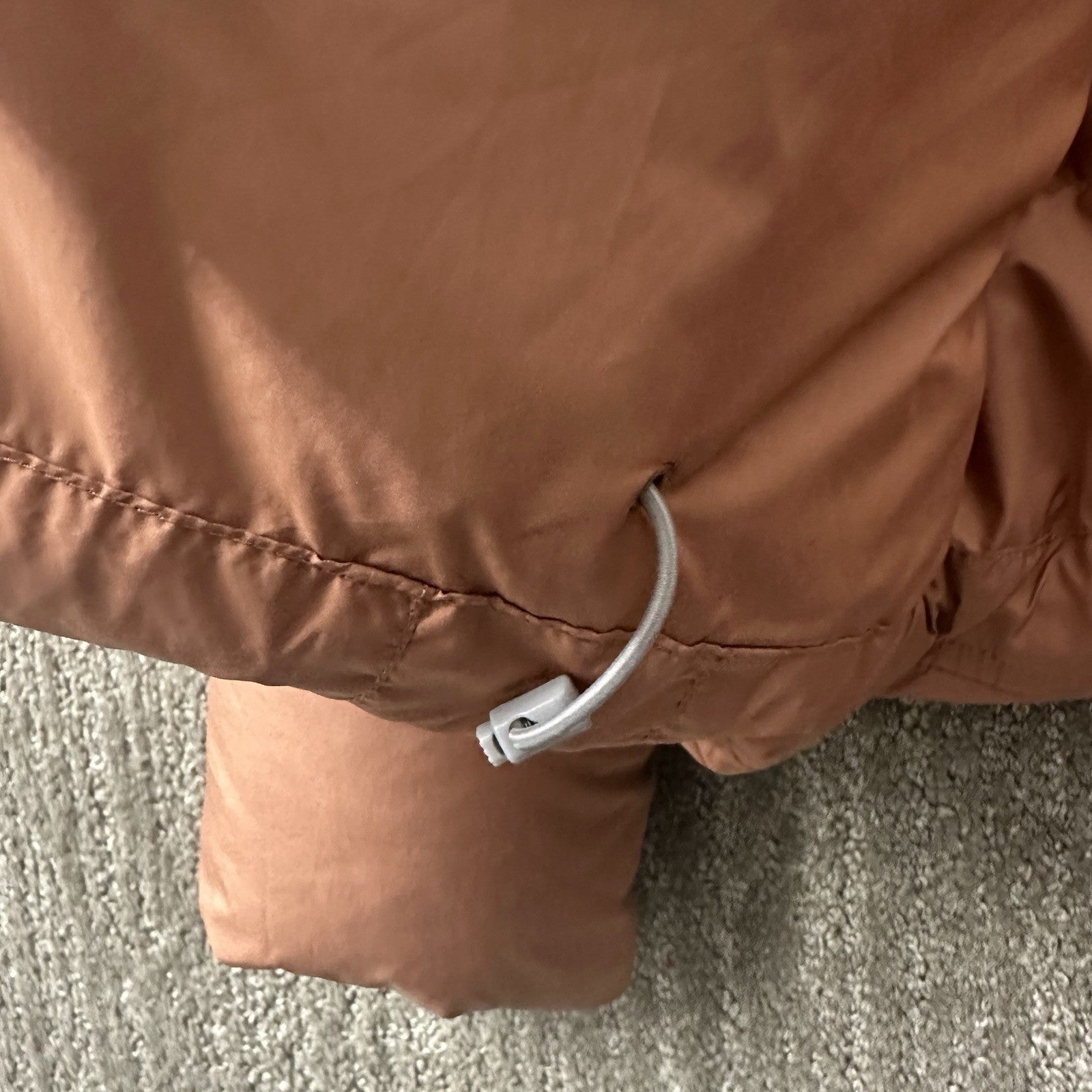 Patagonia Women’s Silent Down Jacket Size Small Century Dusky Pink 0094