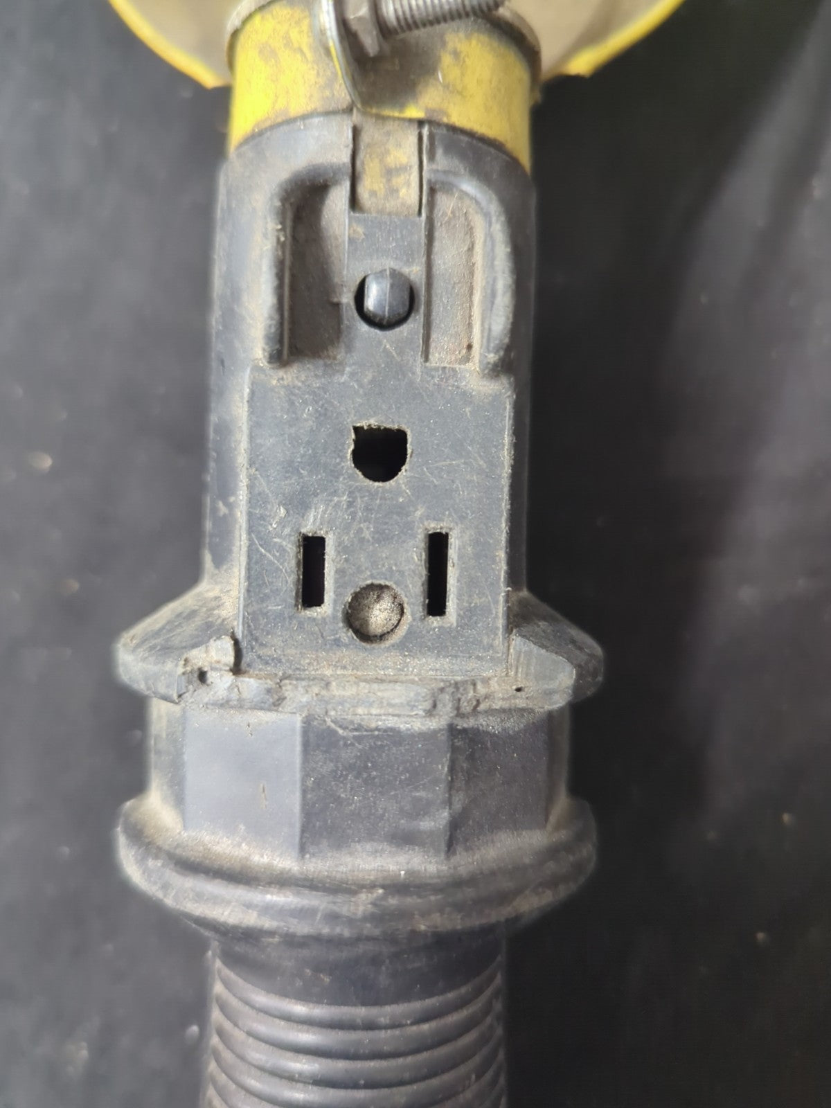 Vintage Handheld Trouble Work Light with Cage And Outlet, Working 14C