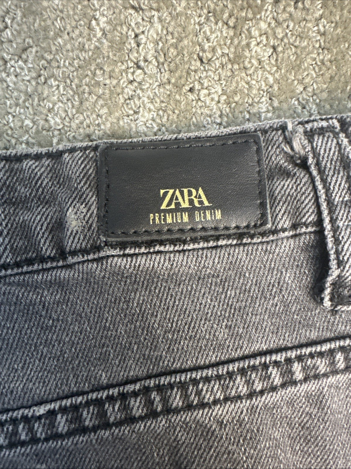 Women’s Black-Grey Zara Jean Pants Size US 0/25 Balloon Style (0040)