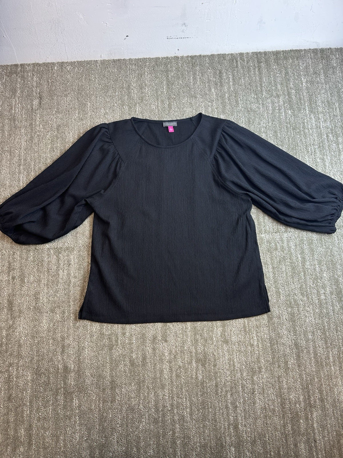 Vince Camuto Women's Medium Black Round Neck 3/4 Sleeve Blouse Lightweight 1.7