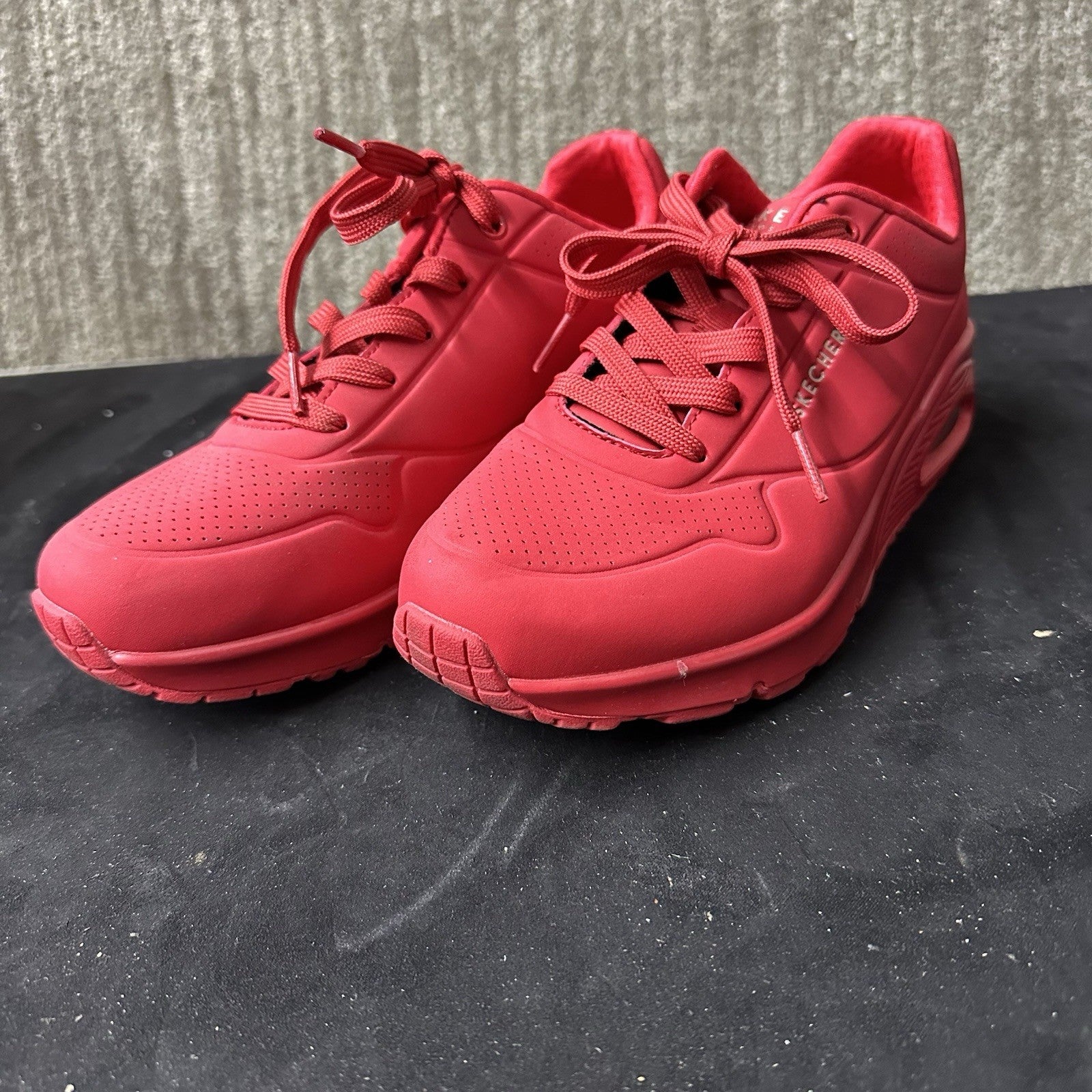 Skechers Womens Size 9 Uno Stand On Air 73690 Red Casual Shoes Sneakers Matte 5d