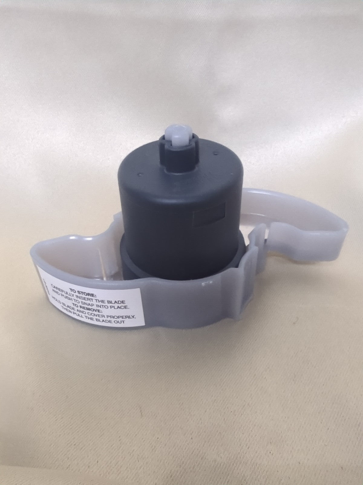 Cuisinart FP-12SCB Small Chopping Blade with Blade Protector Kitchen Tool 6c