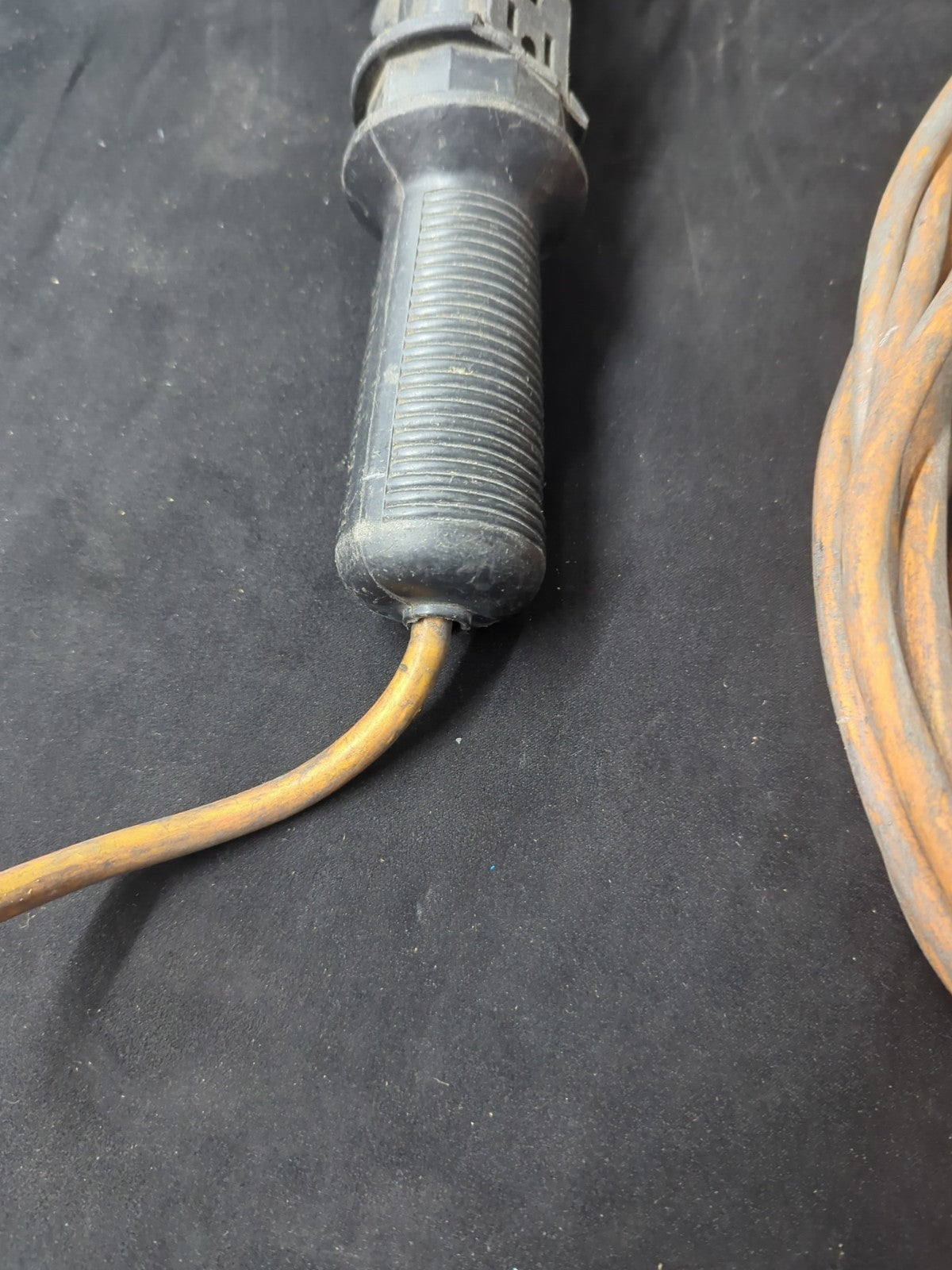 Vintage Handheld Trouble Work Light with Cage And Outlet, Working 14C