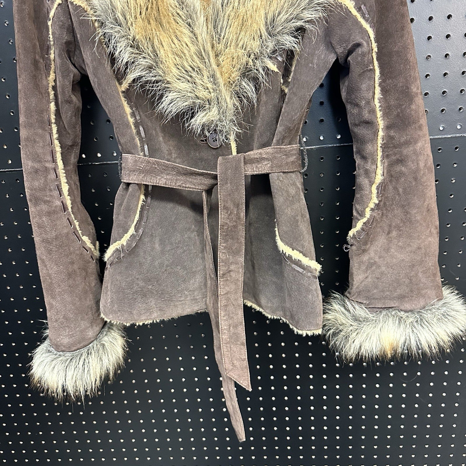 Wilsons Leather Women’s Brown Leather Faux Fur Collar Cuffs Shearling Jacket Med