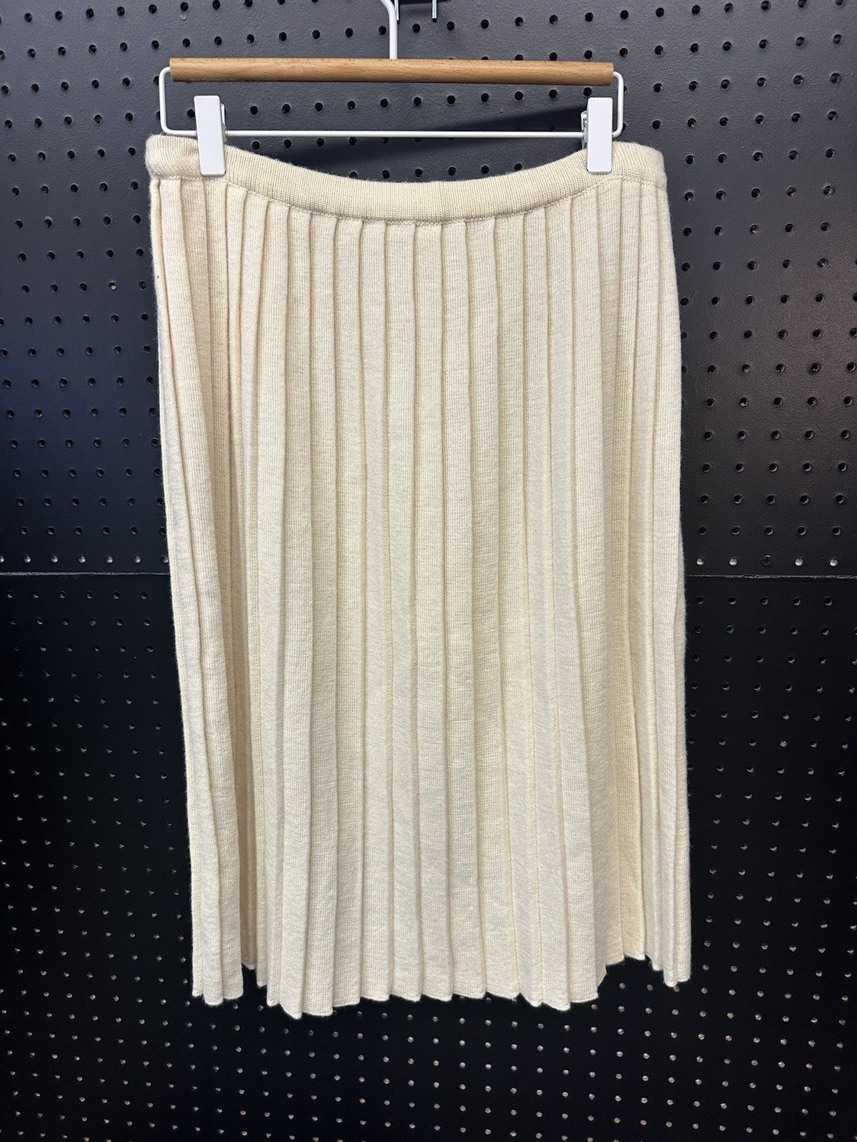 Vintage Courrèges Paris Pleated Knit Wool Skirt Made in Italy Size M
