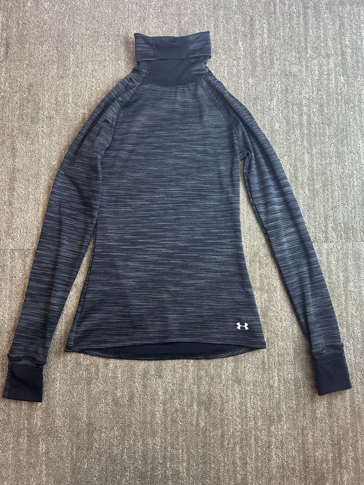Women’s Under Armour Medium Fitted All Season Gear Turtleneck Thumbholes 1.8
