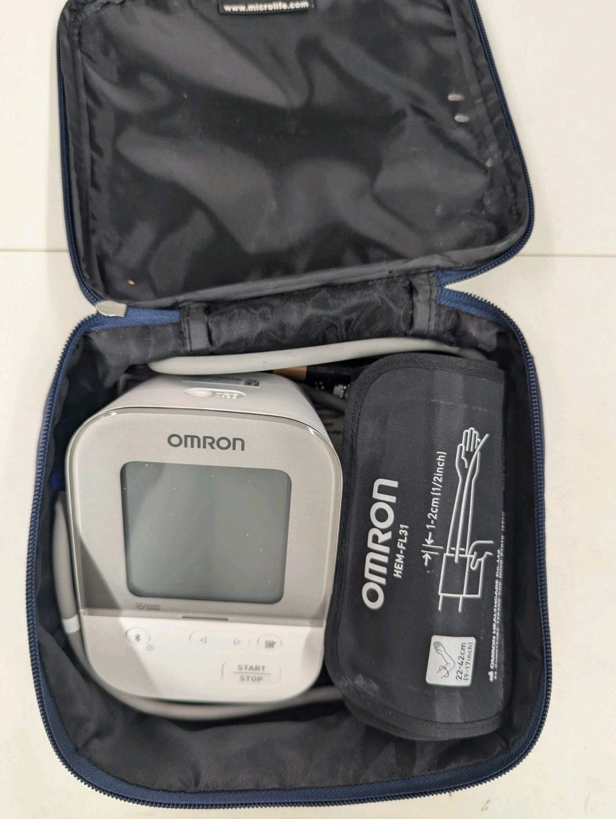 Omron X4 Smart HEM-7155T-ESL Blood Pressure Monitor And Cuff 9C