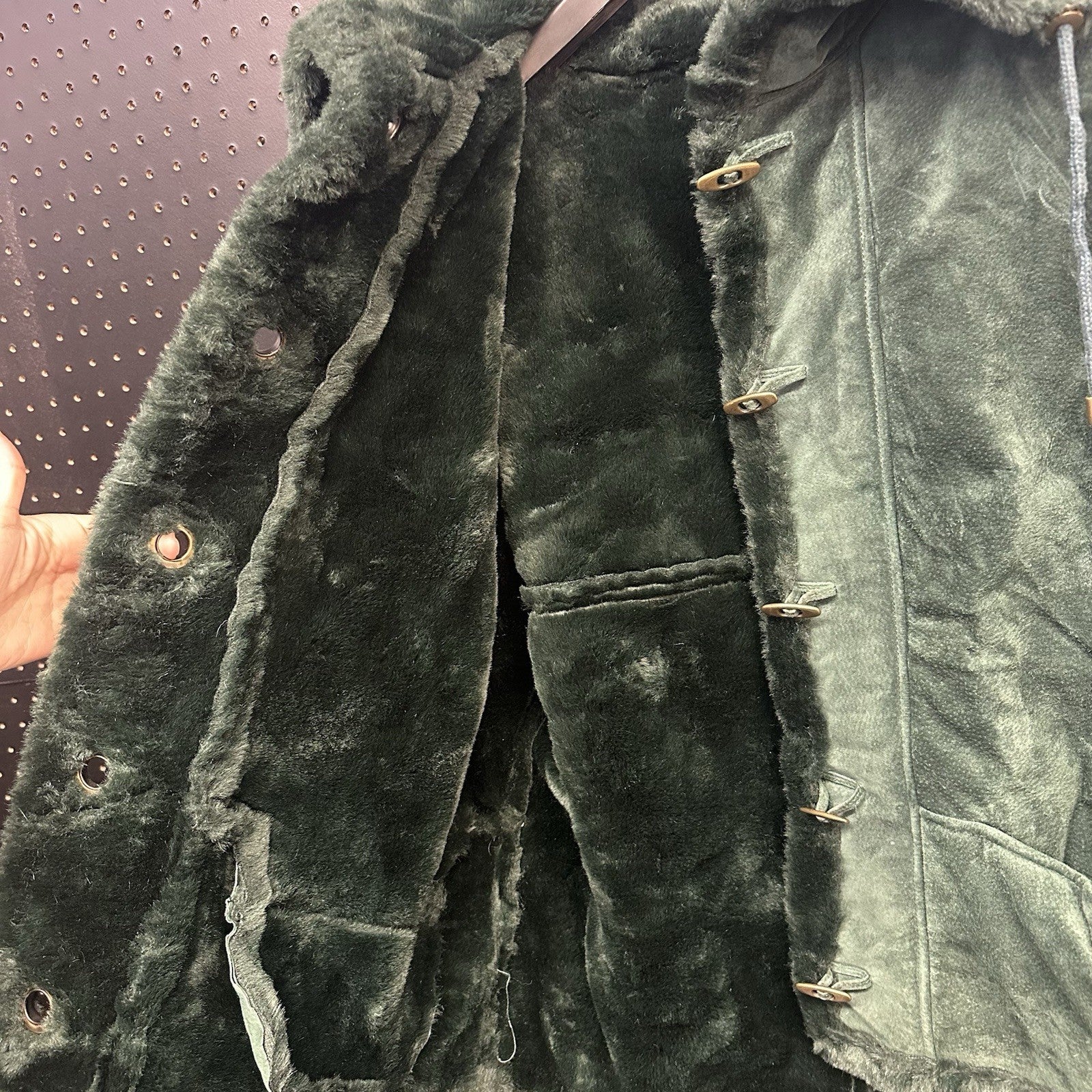 Vintage 90s Adventure Bound By Wilson’s Faux Shearling Coat Green Suede Serpa Lg