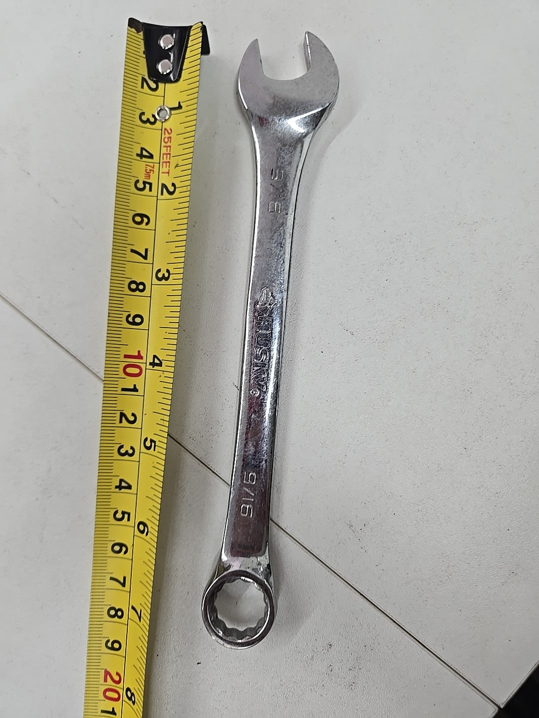 Husky Full Polish Combination Wrench SAE 12-Point 9/16 8C