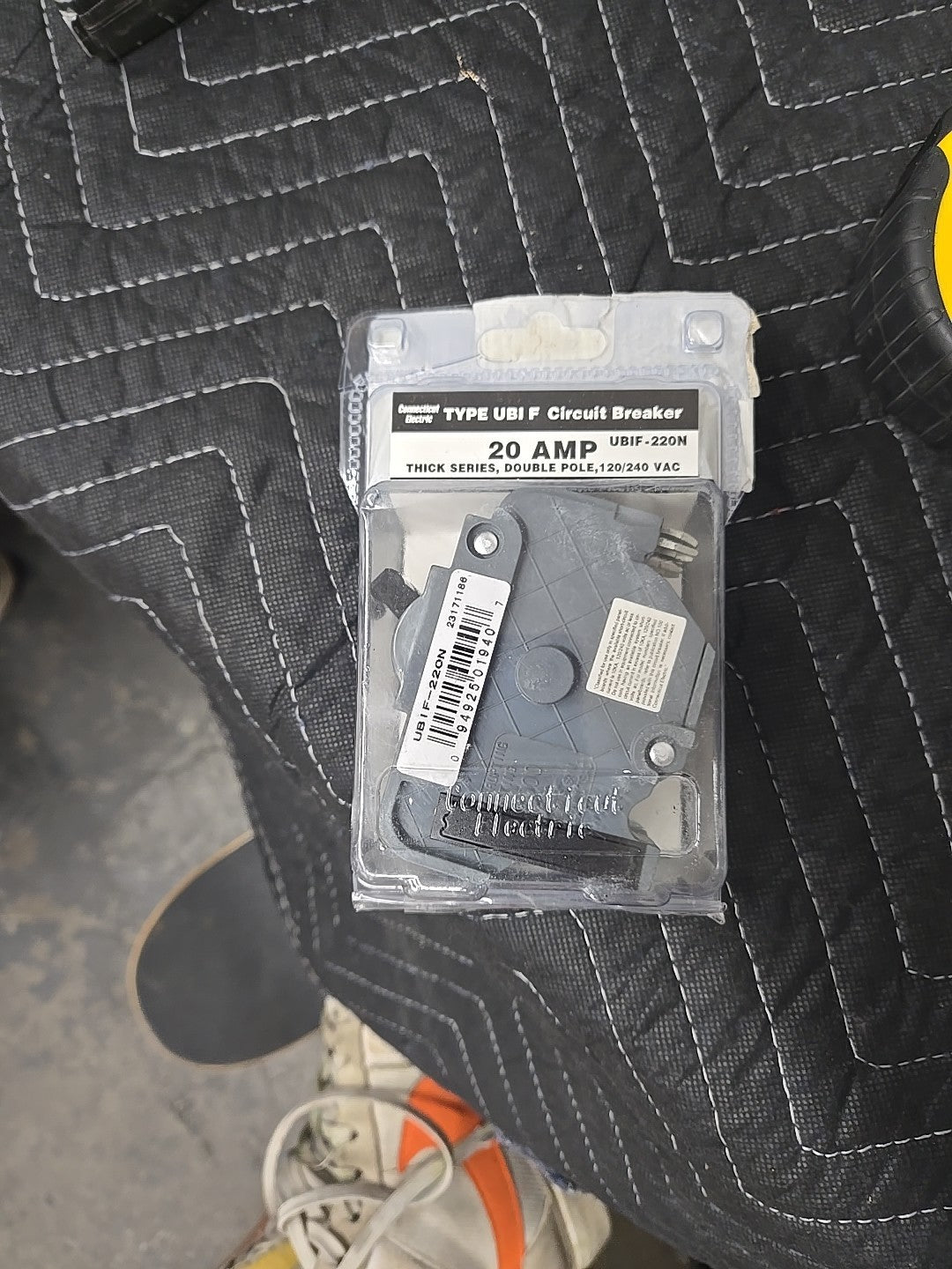 CONNECTICUT ELECTRIC UBI F CIRCUIT BREAKER UBIF0250N 20AMP 240VOLT 2POLE NEW A1