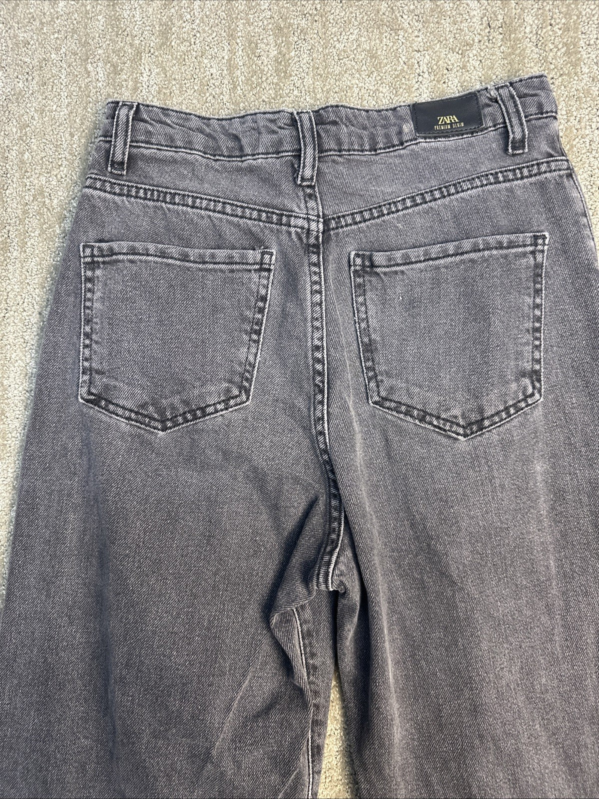Women’s Black-Grey Zara Jean Pants Size US 0/25 Balloon Style (0040)