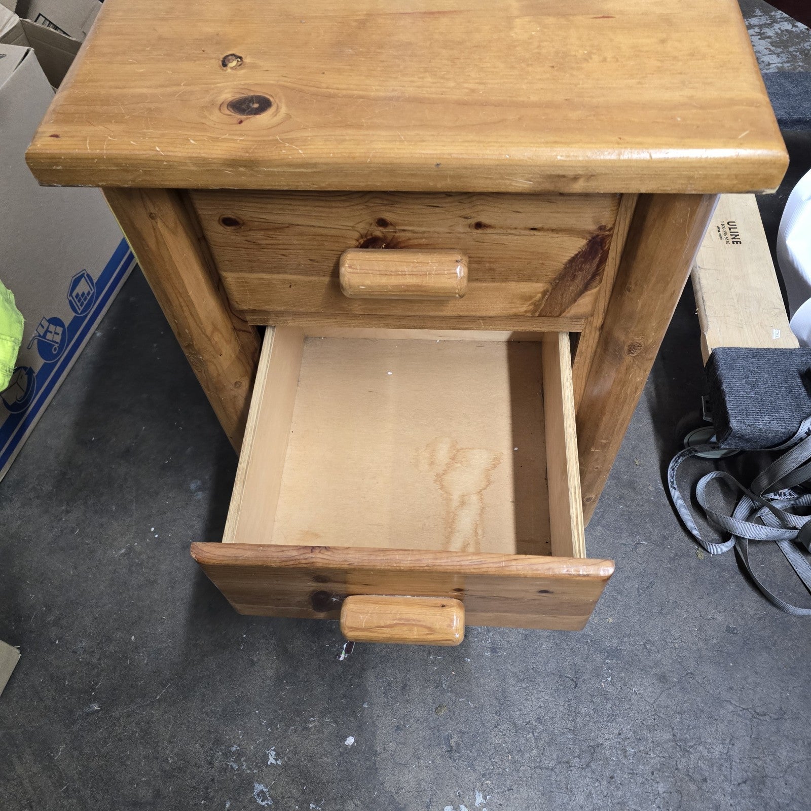 Log Wood (CEDAR) Night Stand