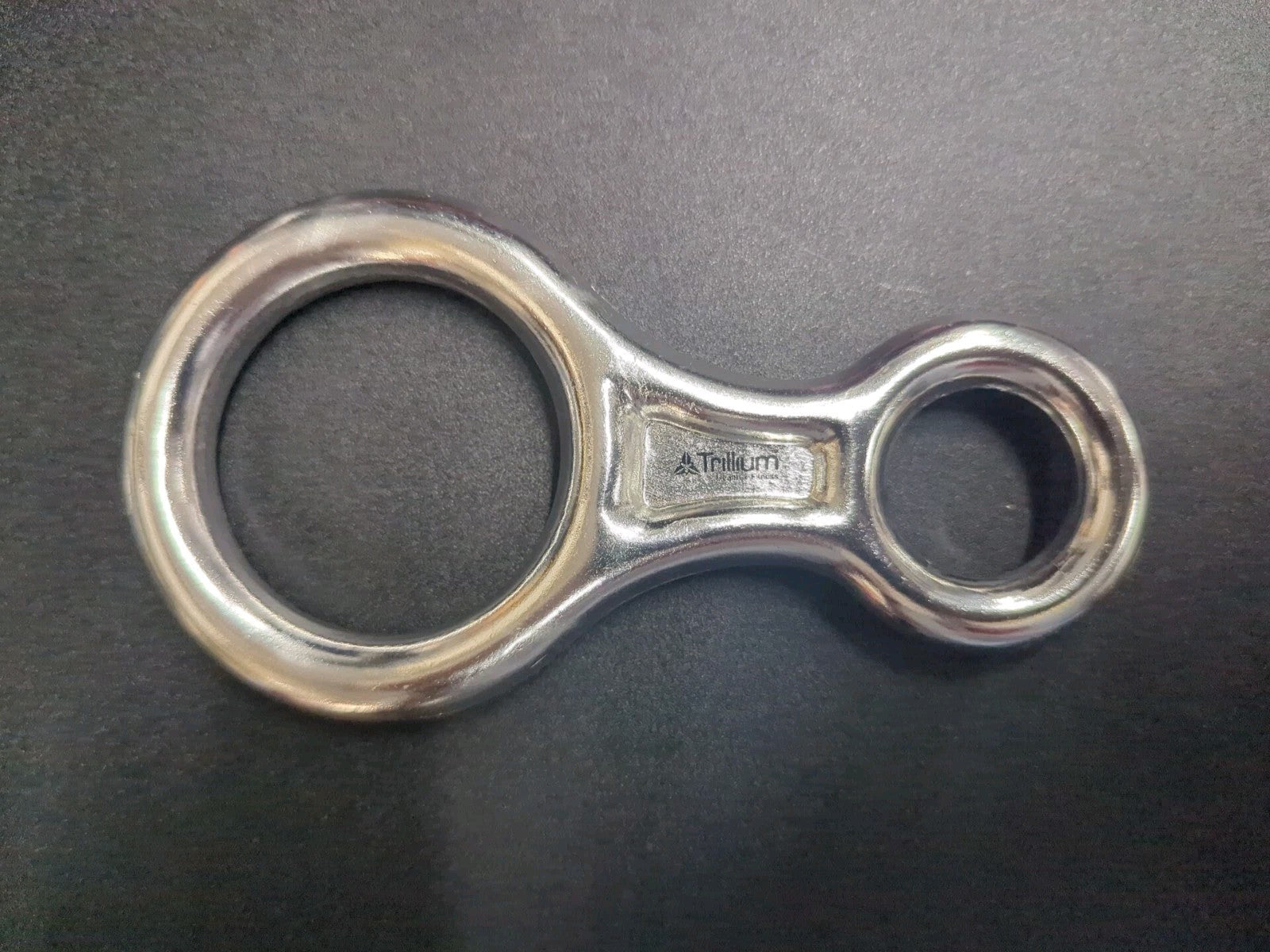 Climbing Aluminum Alloy 8-Character Descender high-Altitude Protector Ring