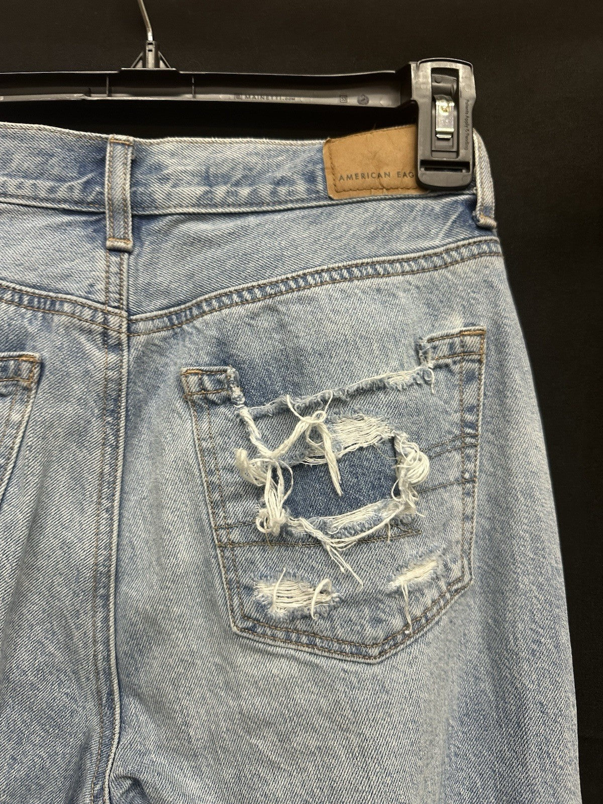 American Eagle High Rise Ripped Mom Jeans Women's Size 00 Short (0019)