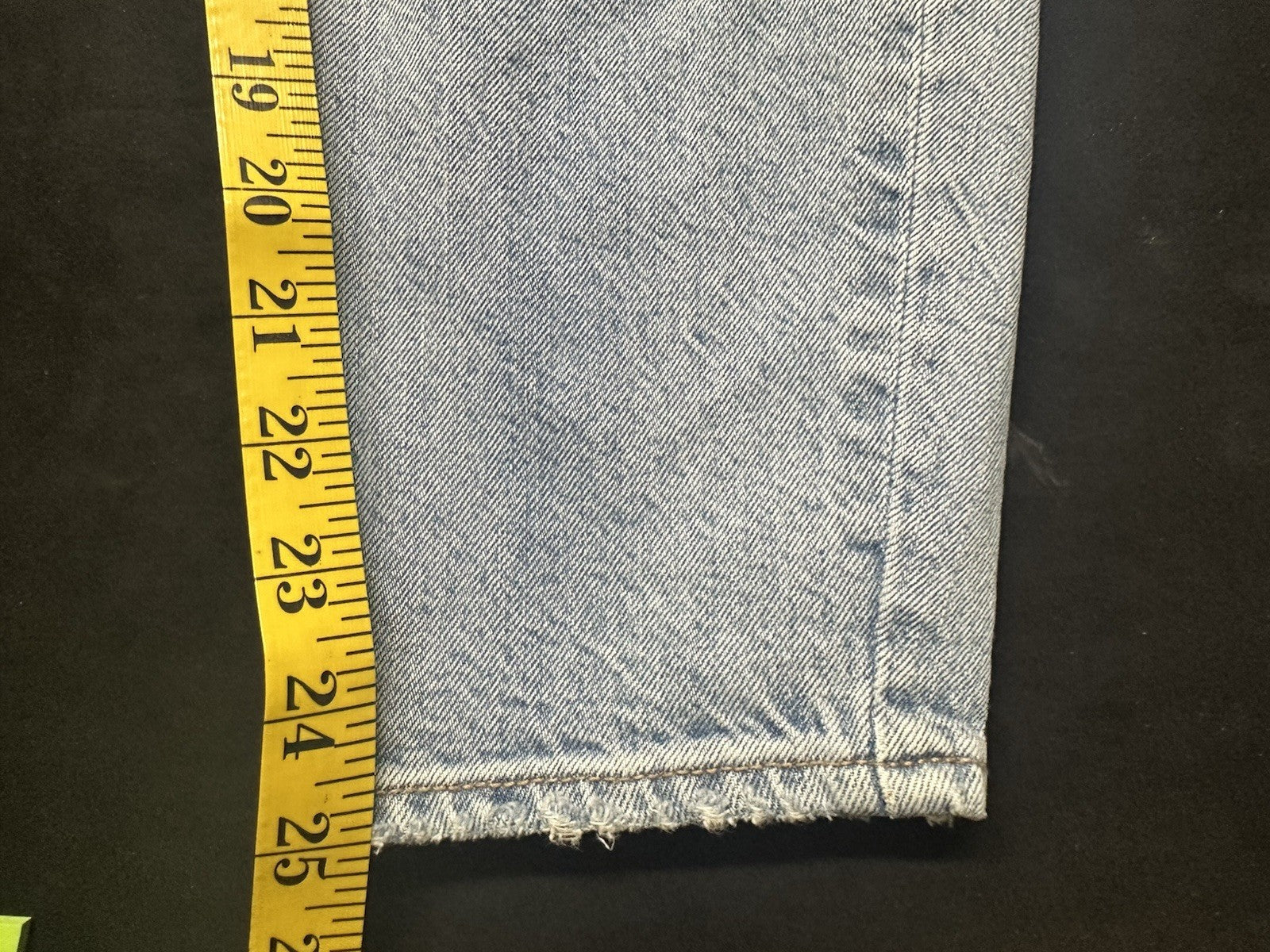 American Eagle High Rise Ripped Mom Jeans Women's Size 00 Short (0019)