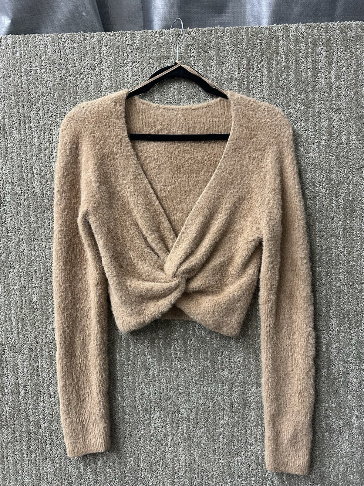 Aerie Women's Twist Cross Front Fuzzy Brown Cropped Sweater Size Large Soft 0069