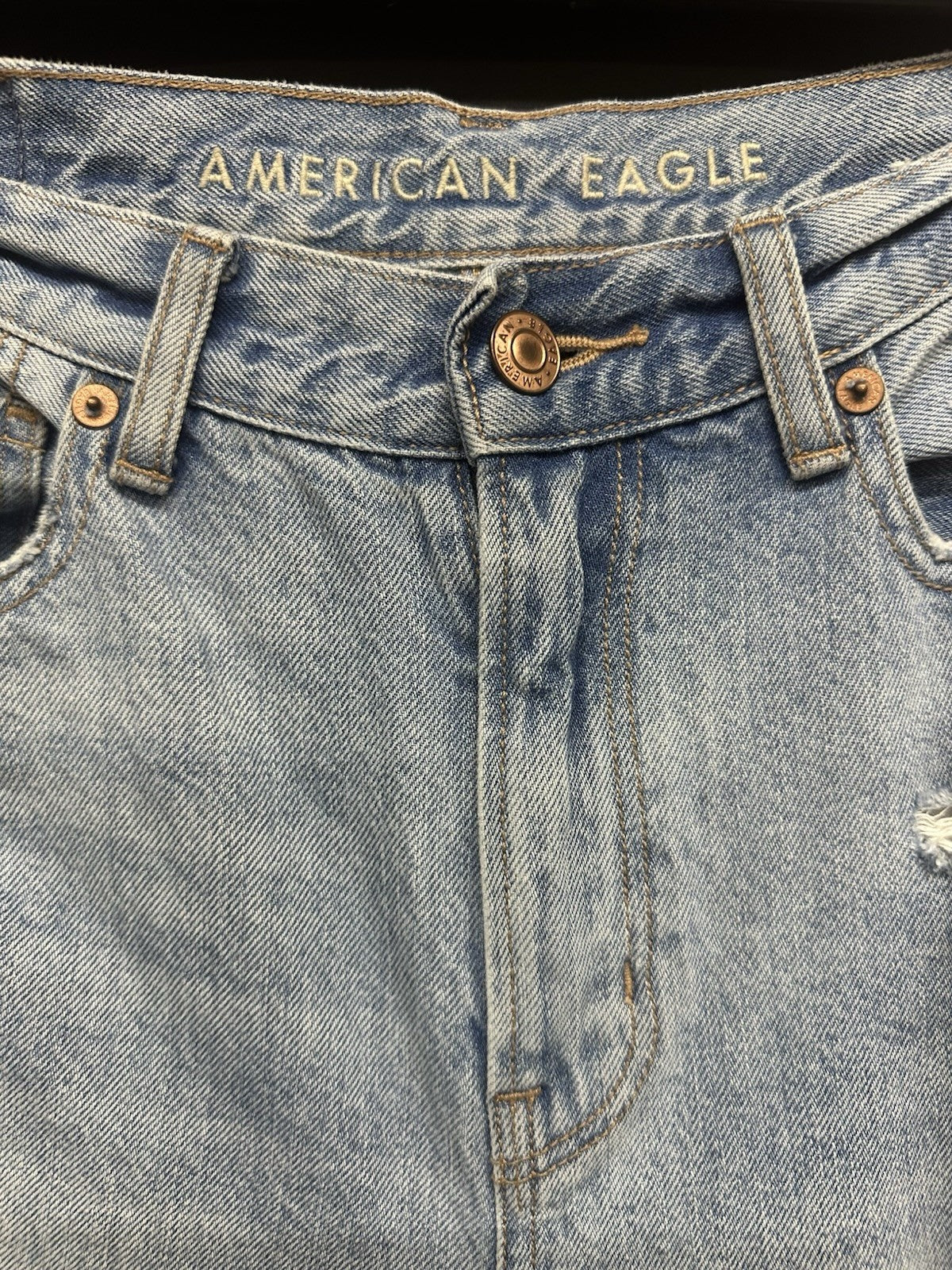 American Eagle High Rise Ripped Mom Jeans Women's Size 00 Short (0019)