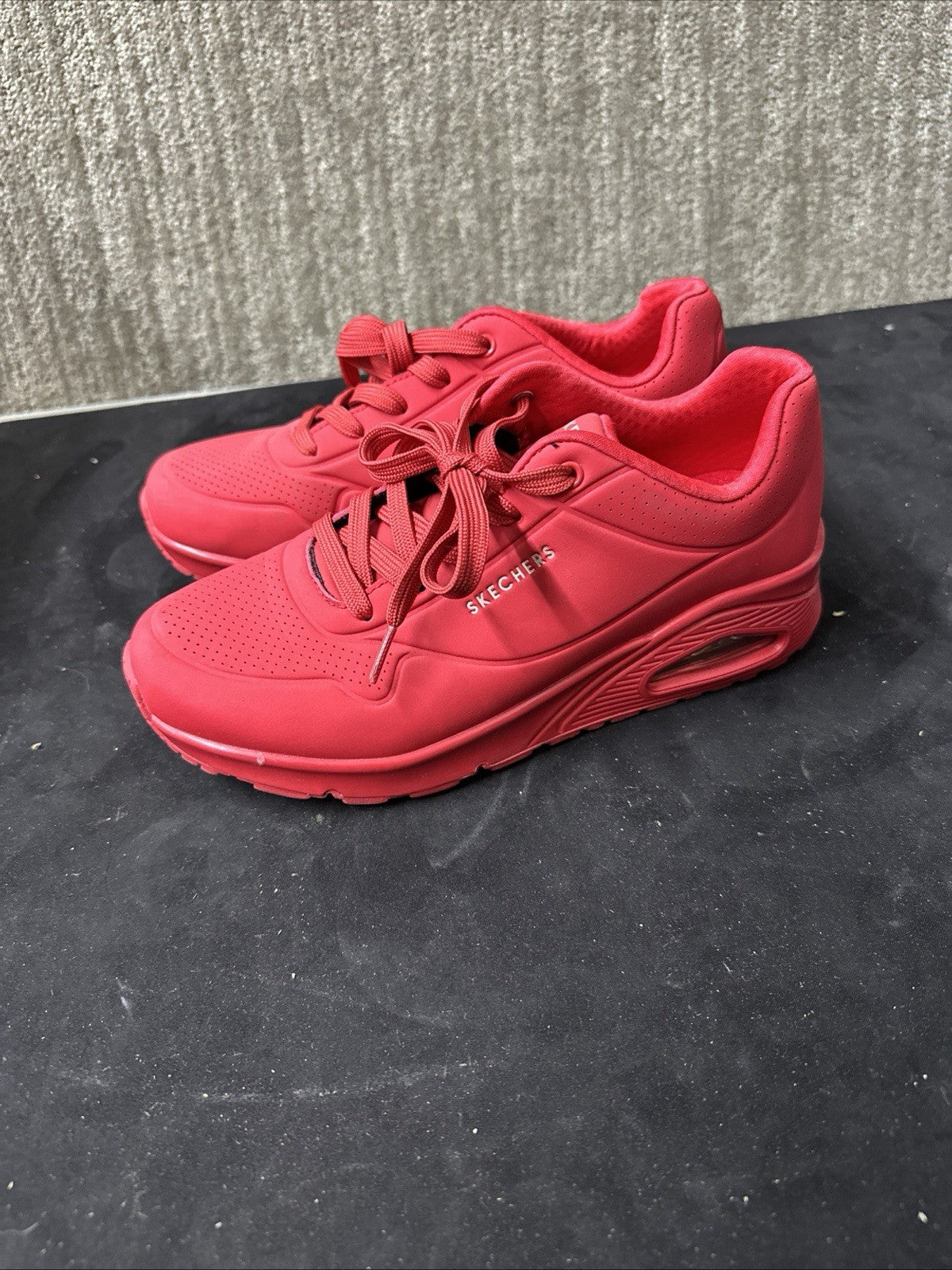 Skechers Womens Size 9 Uno Stand On Air 73690 Red Casual Shoes Sneakers Matte 5d