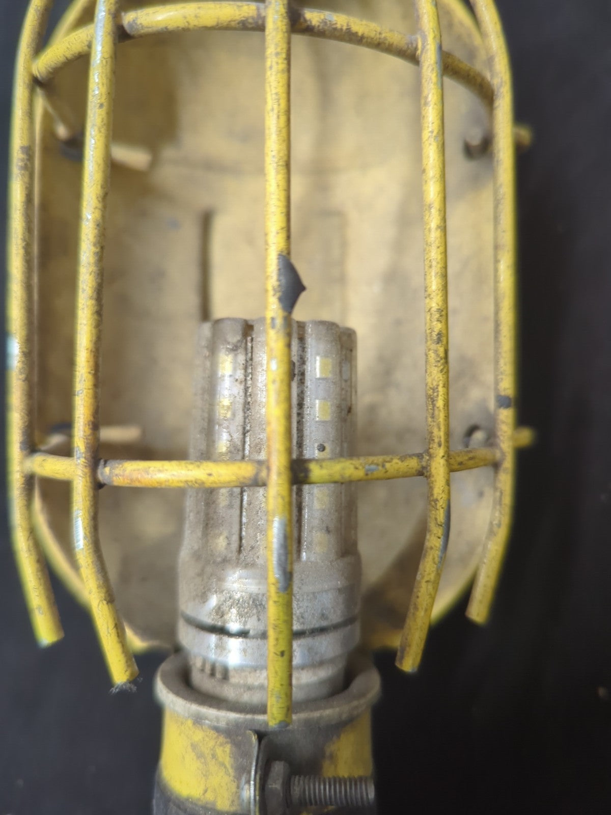 Vintage Handheld Trouble Work Light with Cage And Outlet, Working 14C
