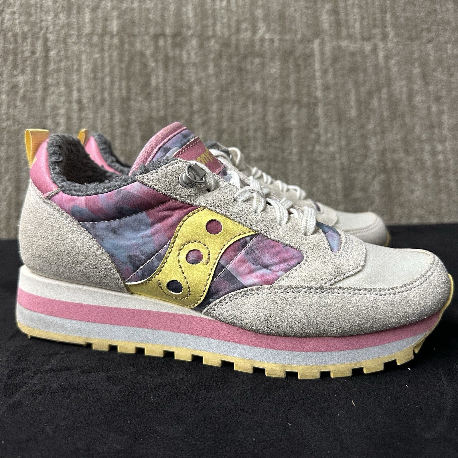 Saucony Jazz Triple Retro Athletic Shoes Sneakers Gray Pink Purple Womens Size 7