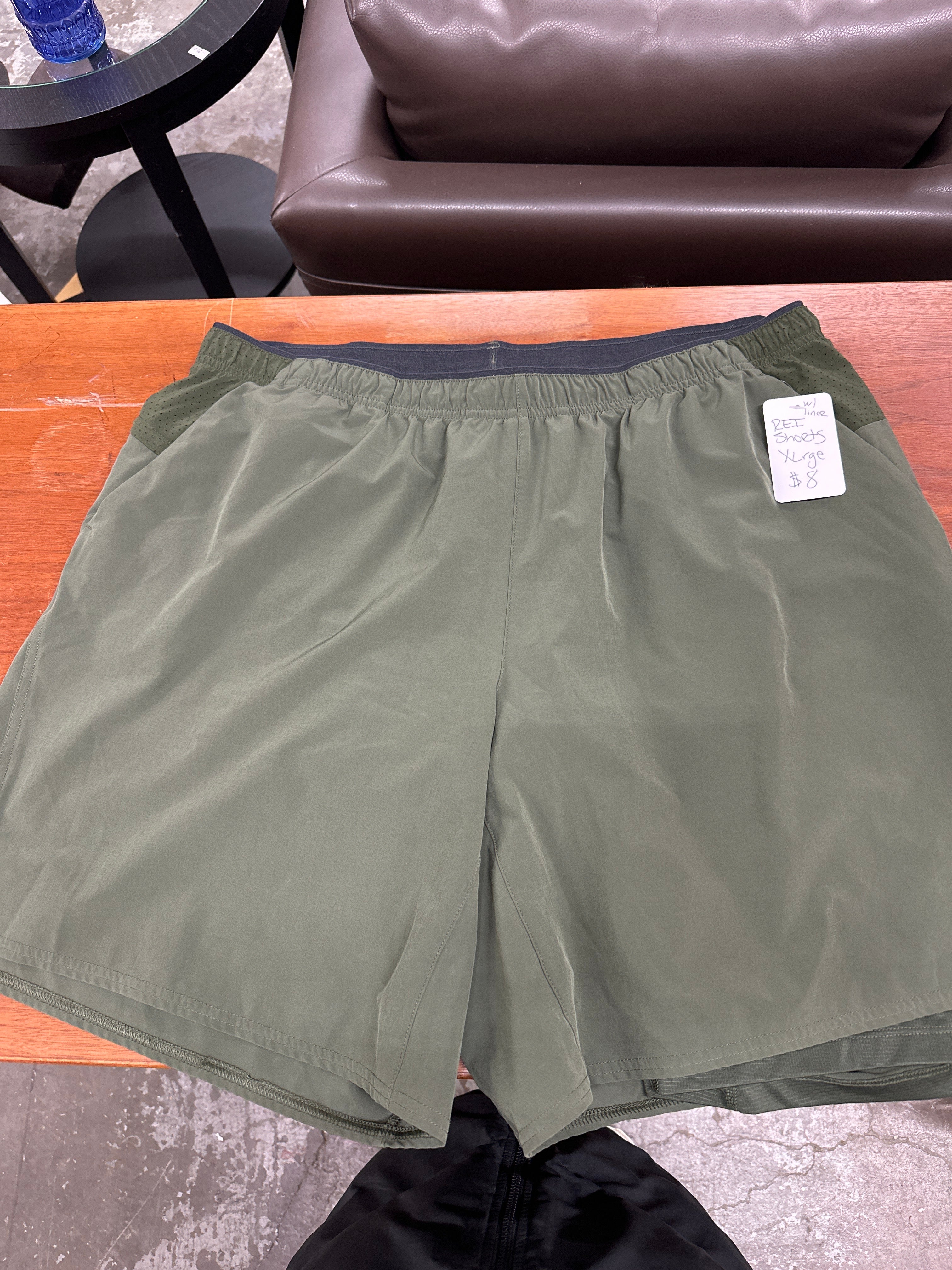 REI Shorts w/ Liner XL