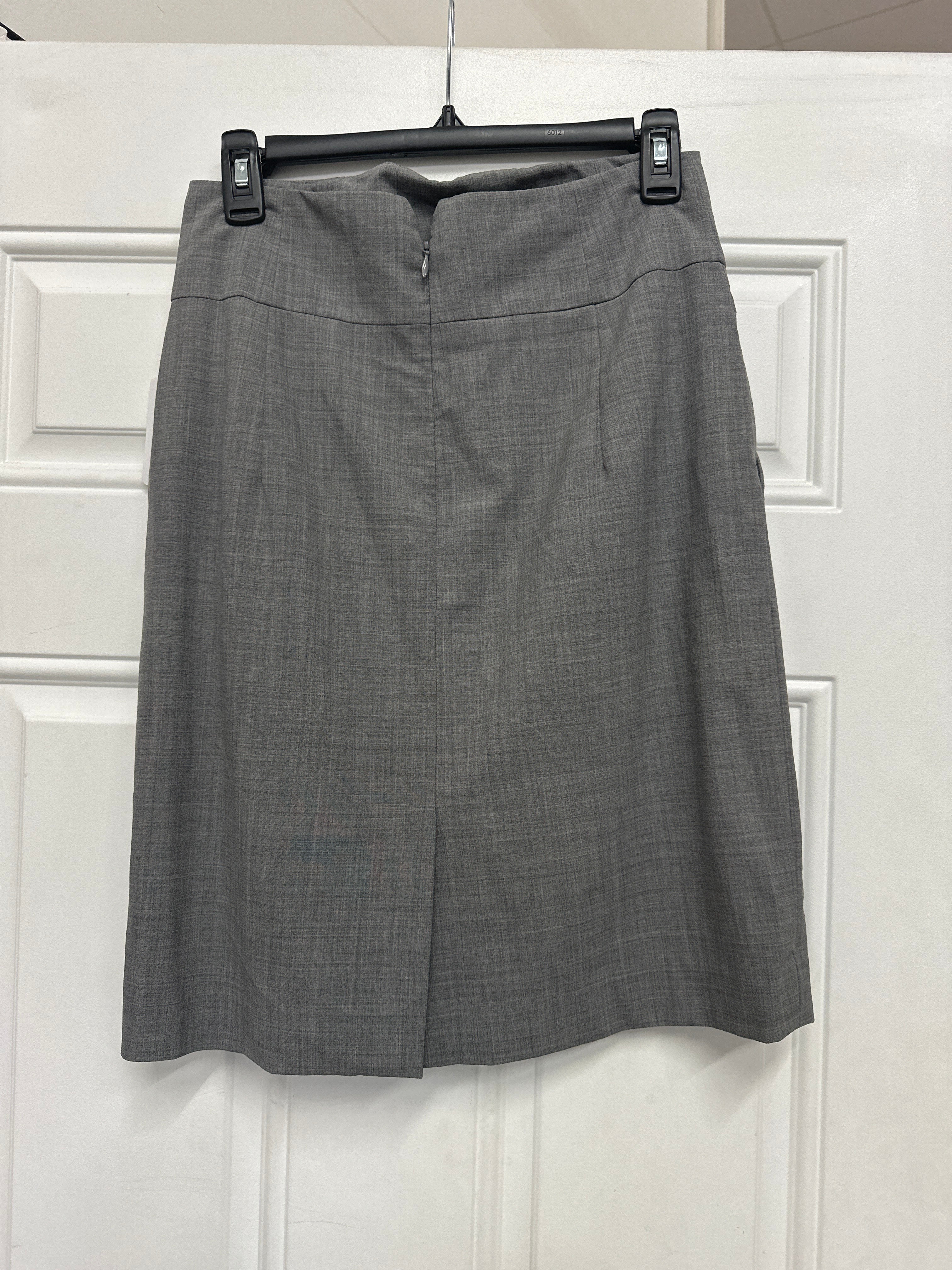 Banana Republic Skirt- Size 4