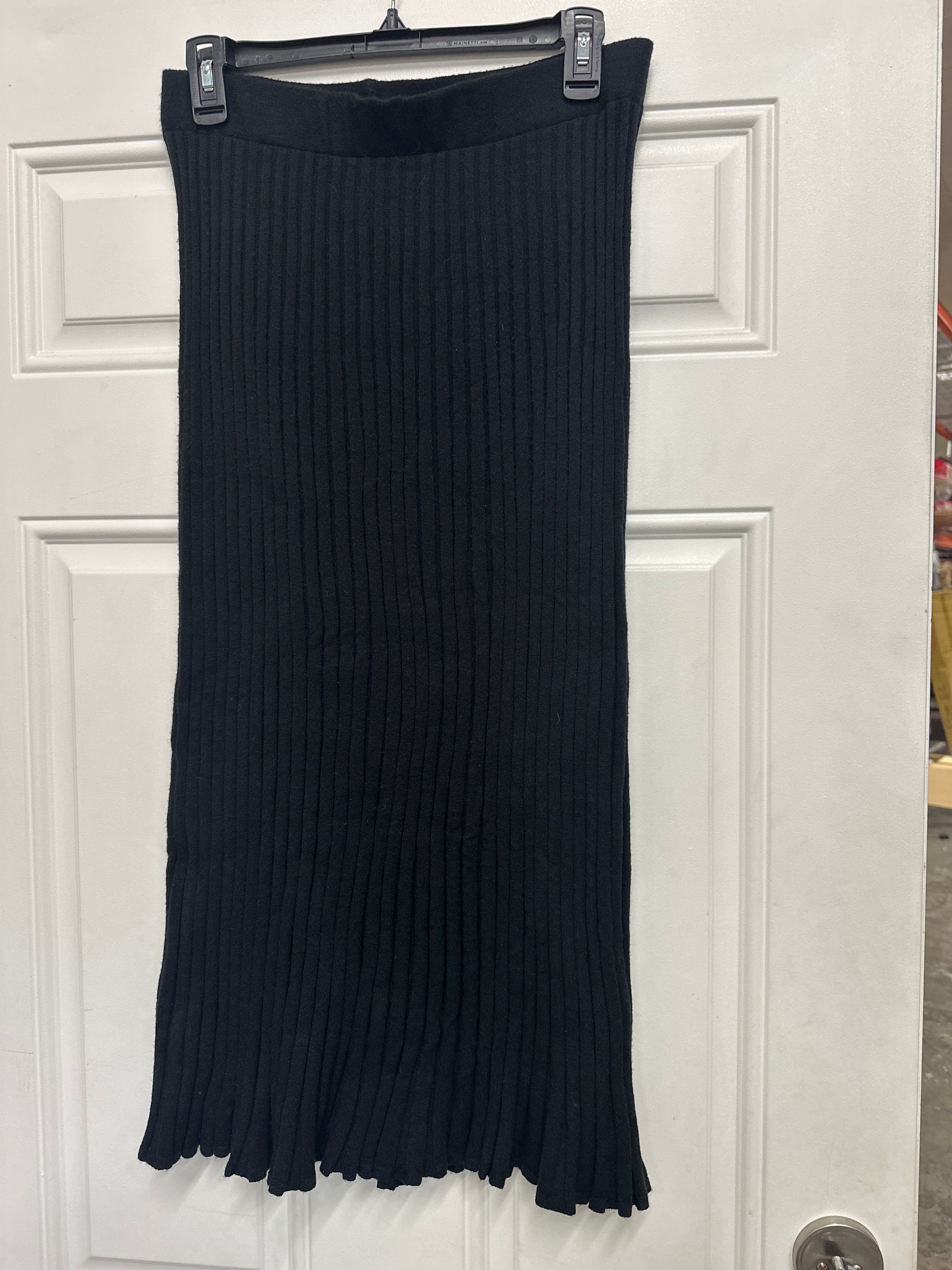 Tahari Pencil Skirt- Med