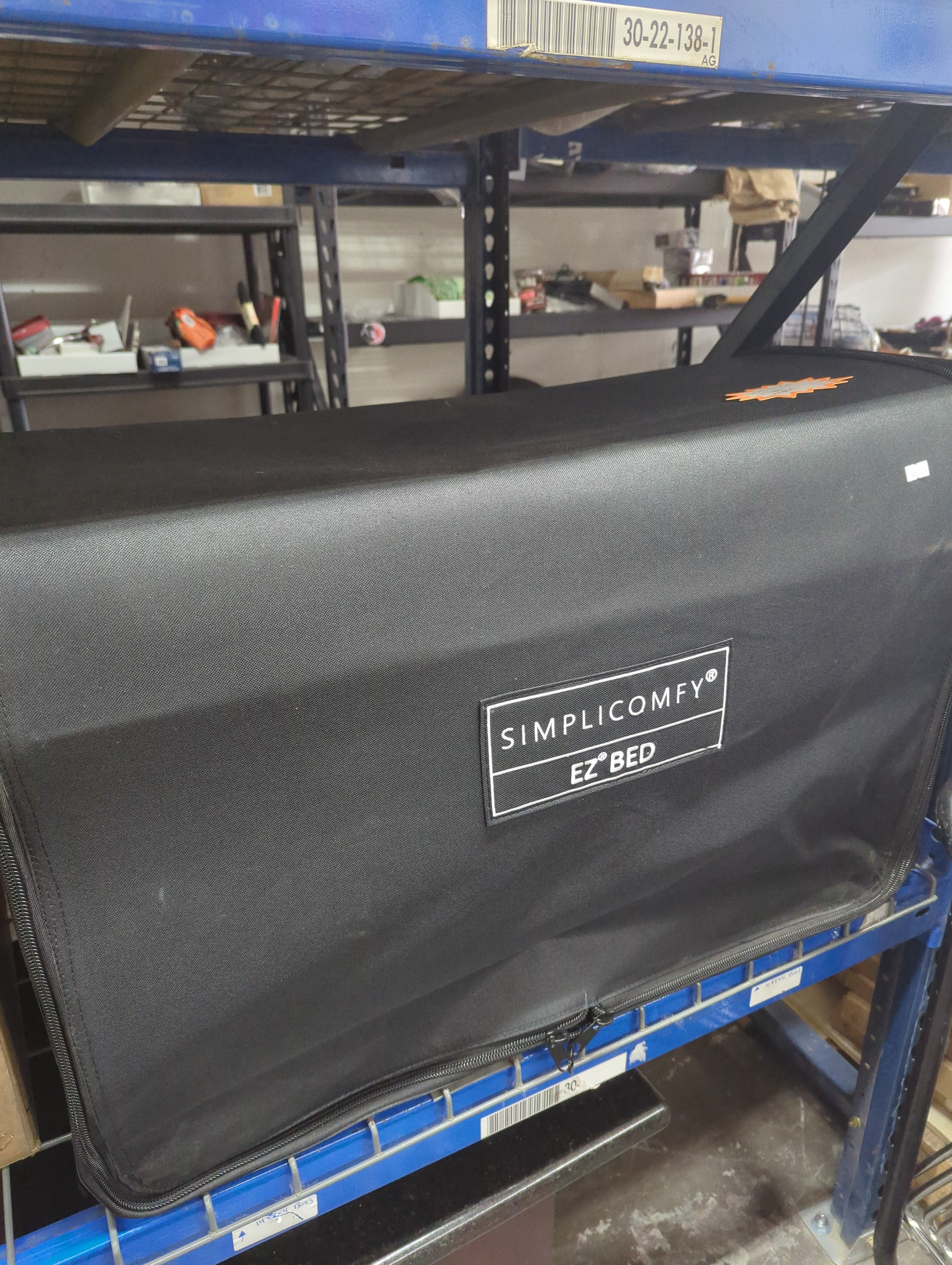New Bed (Queen) Self-Inflating Air Mattress with Built-in Frame, Pump and Wheeled Case
