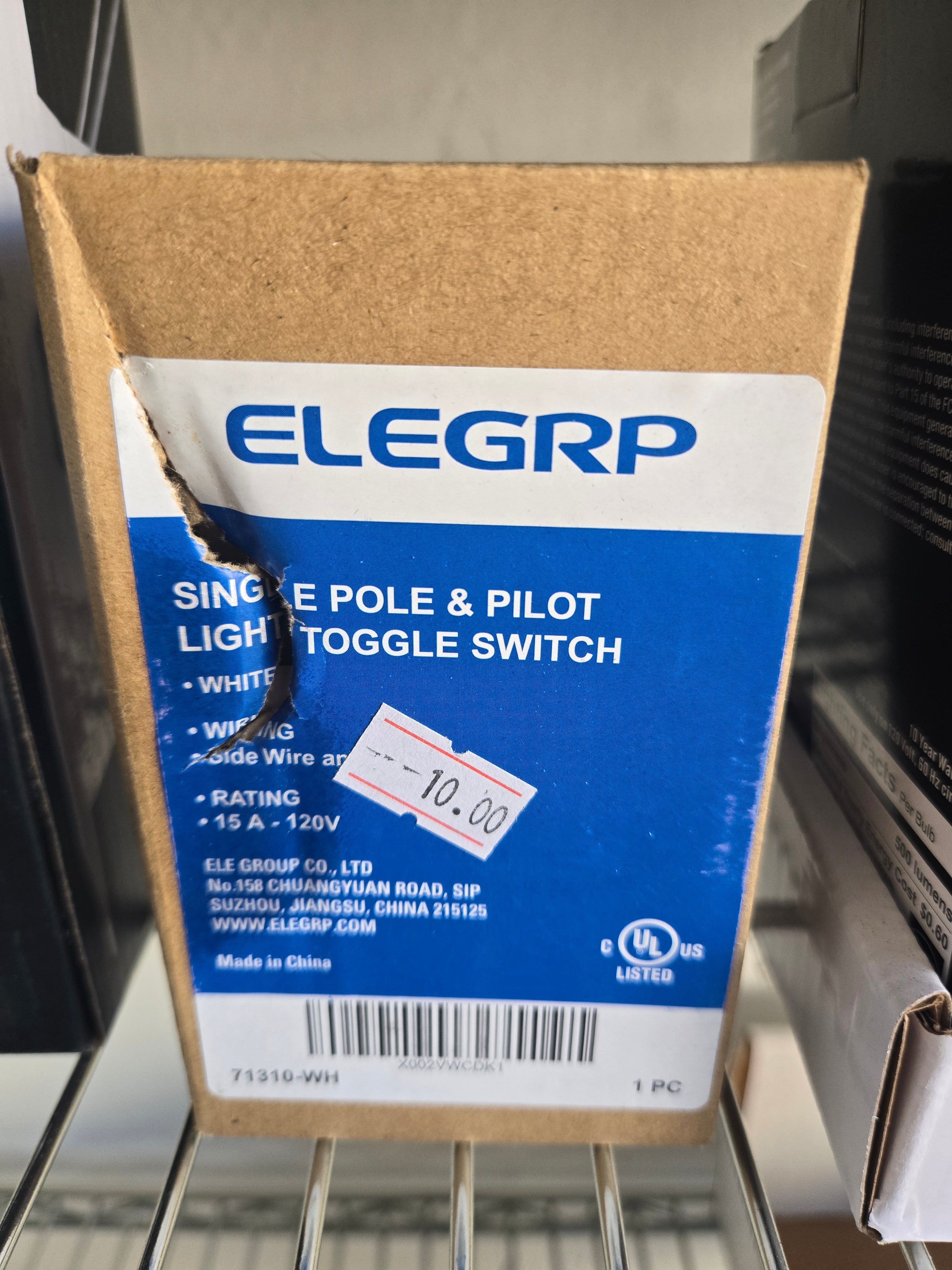 Single Pole & Pilot Light Toggle Switch