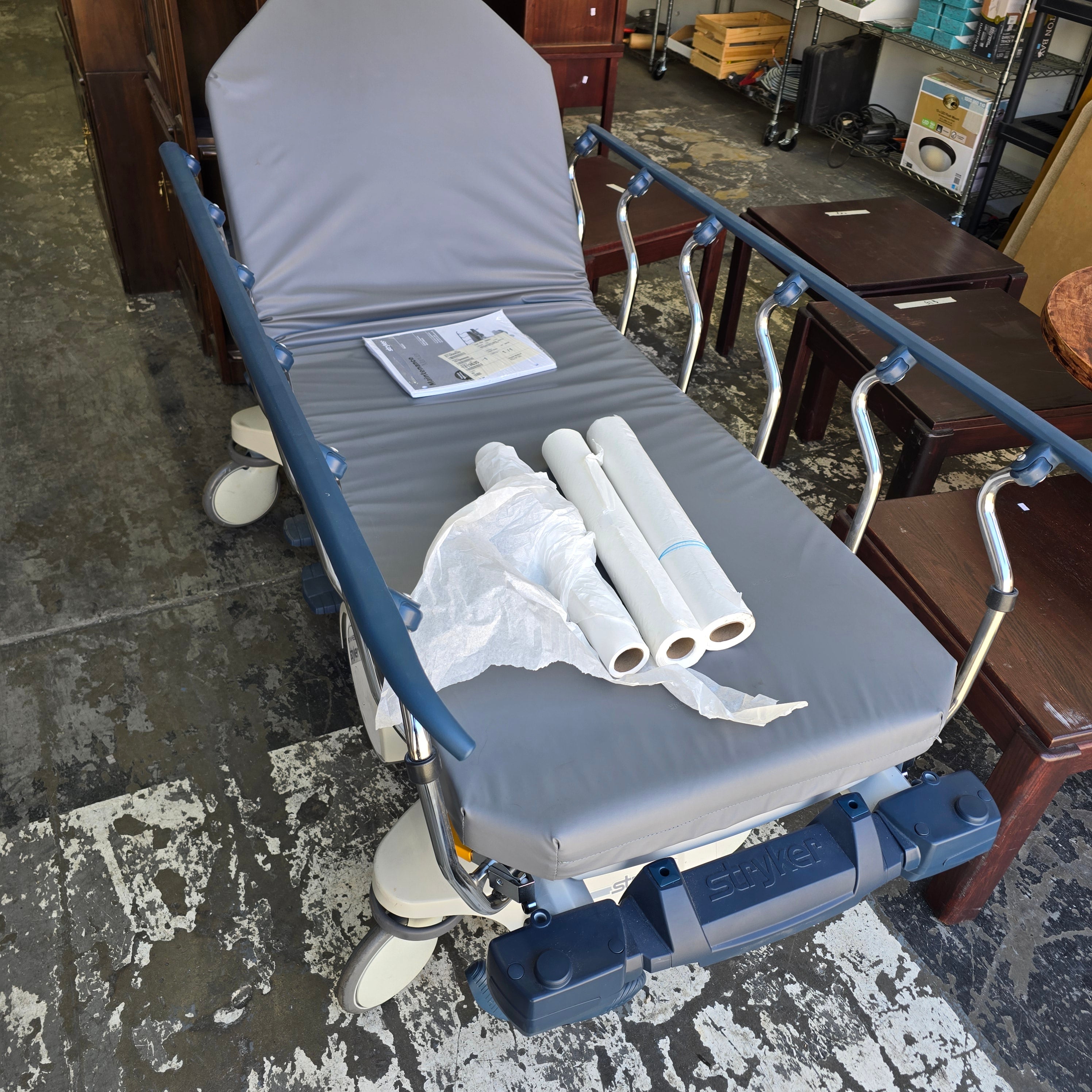 Stryker M-Series Stretcher Model SM204
