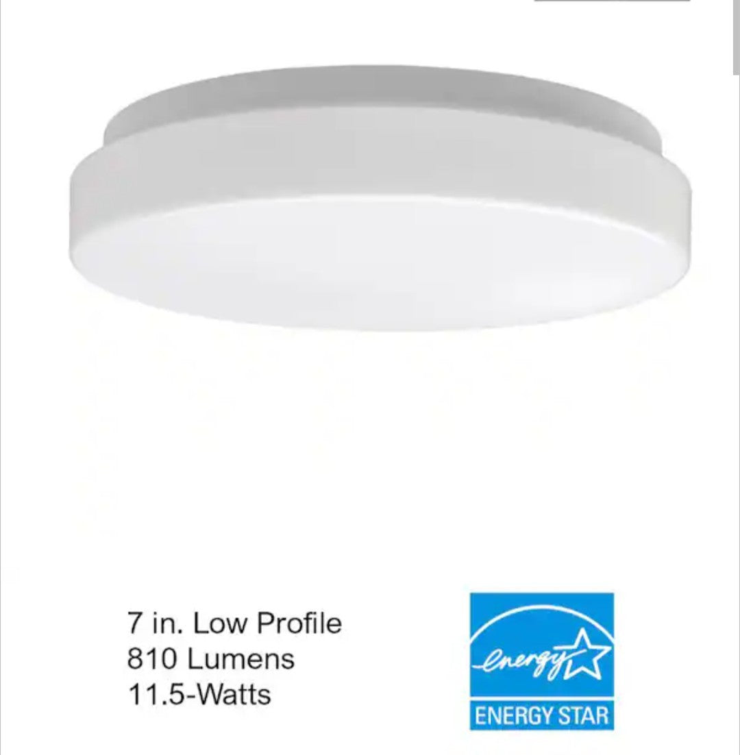 Commercial Electric 54663141 7" LED Round Flush Mount Light 810 Lumens 4000K 2B