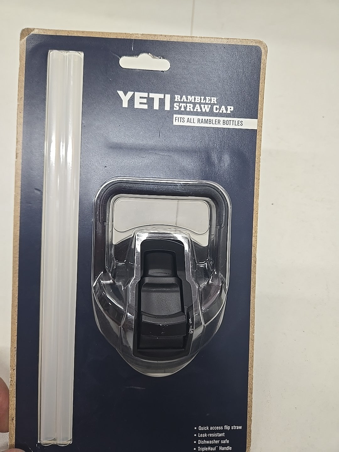 YETI Rambler Straw Cap Twist On Flip Straw Black w/Two Straws 8B