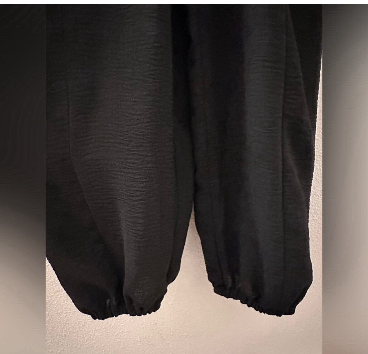 New In Black Jumper Romper Woman’s Size Small Pockets.   3.8