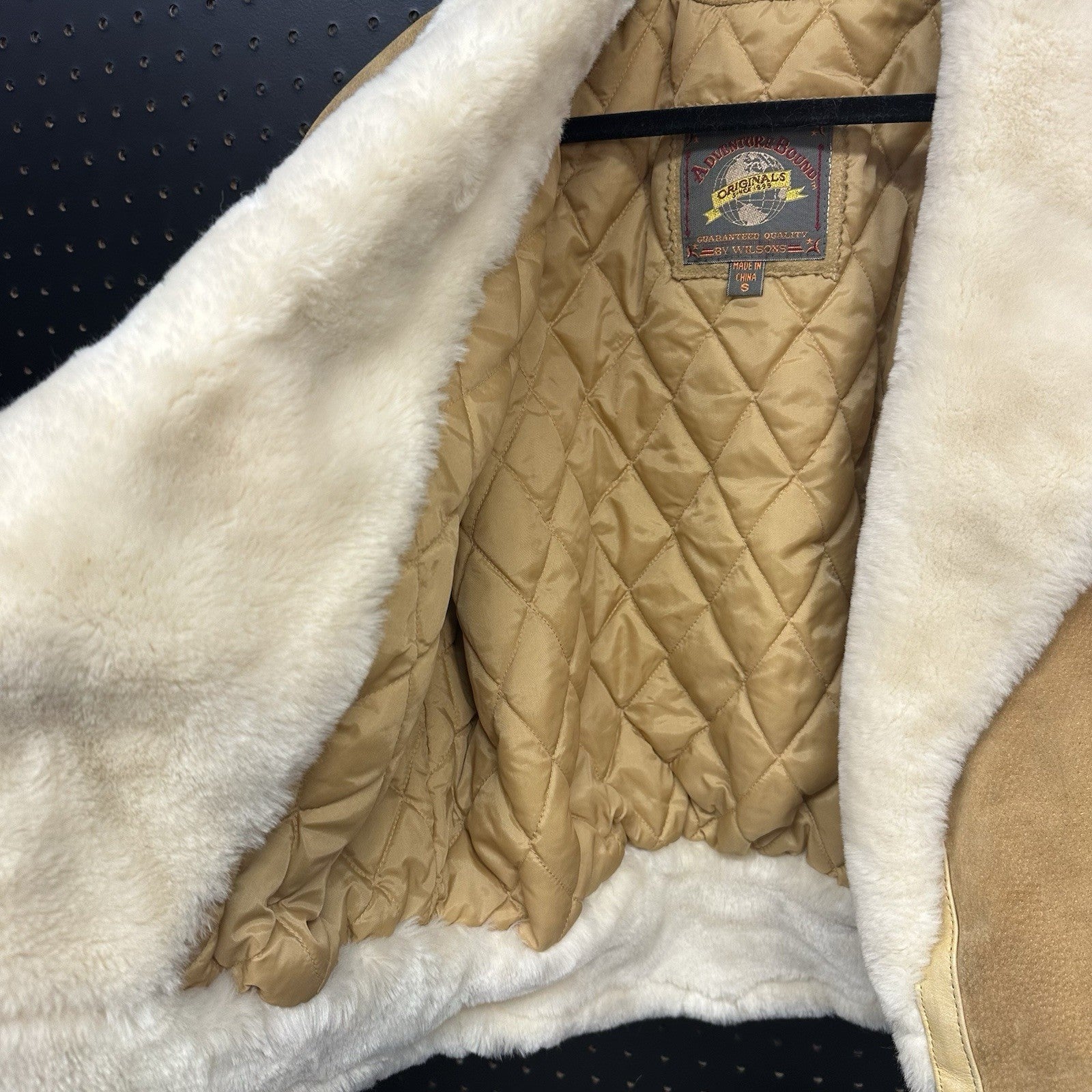 Wilsons Adventure Bound Women's Small Tan Suede Leather Fur Trim Jacket