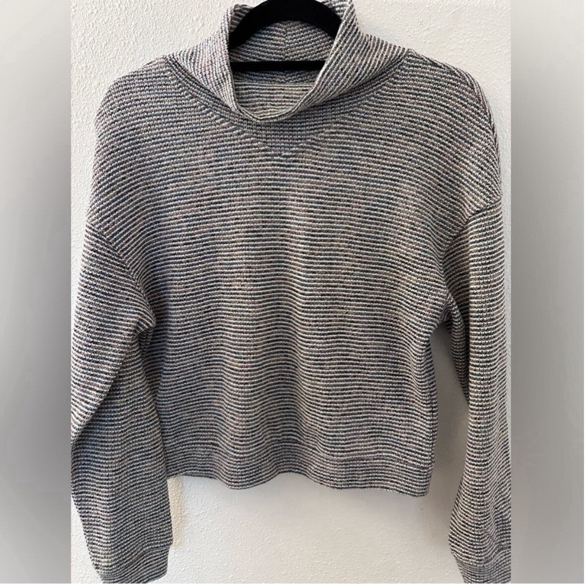 Madewell Rainbow Rib Textured Turtleneck Crop Top Sweater Size Small 3.6