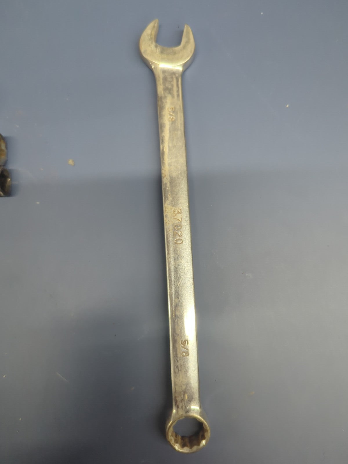 Husky 5/8" 12pt Long Combination Wrench 37020  in USA 8c