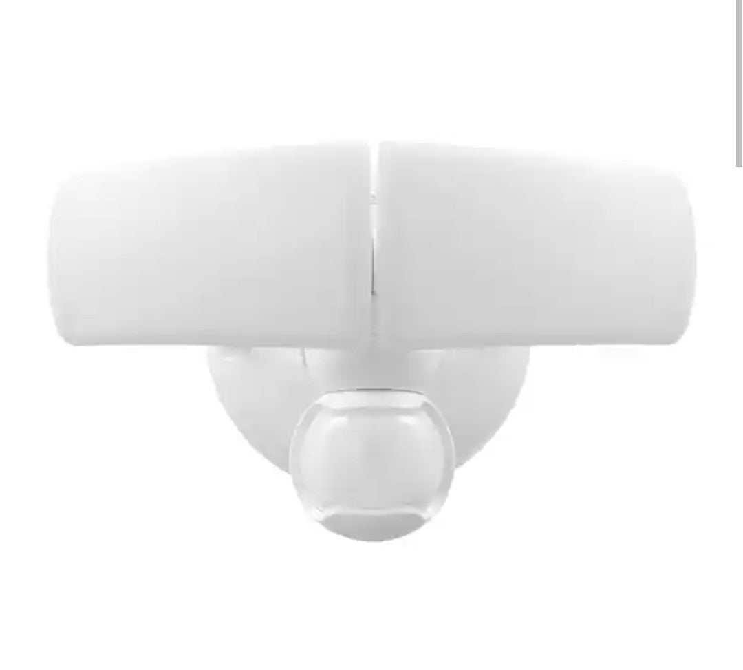 Defiant MaxDetect 240° White Motion Sensor 2-Head LED Flood Light (14D)