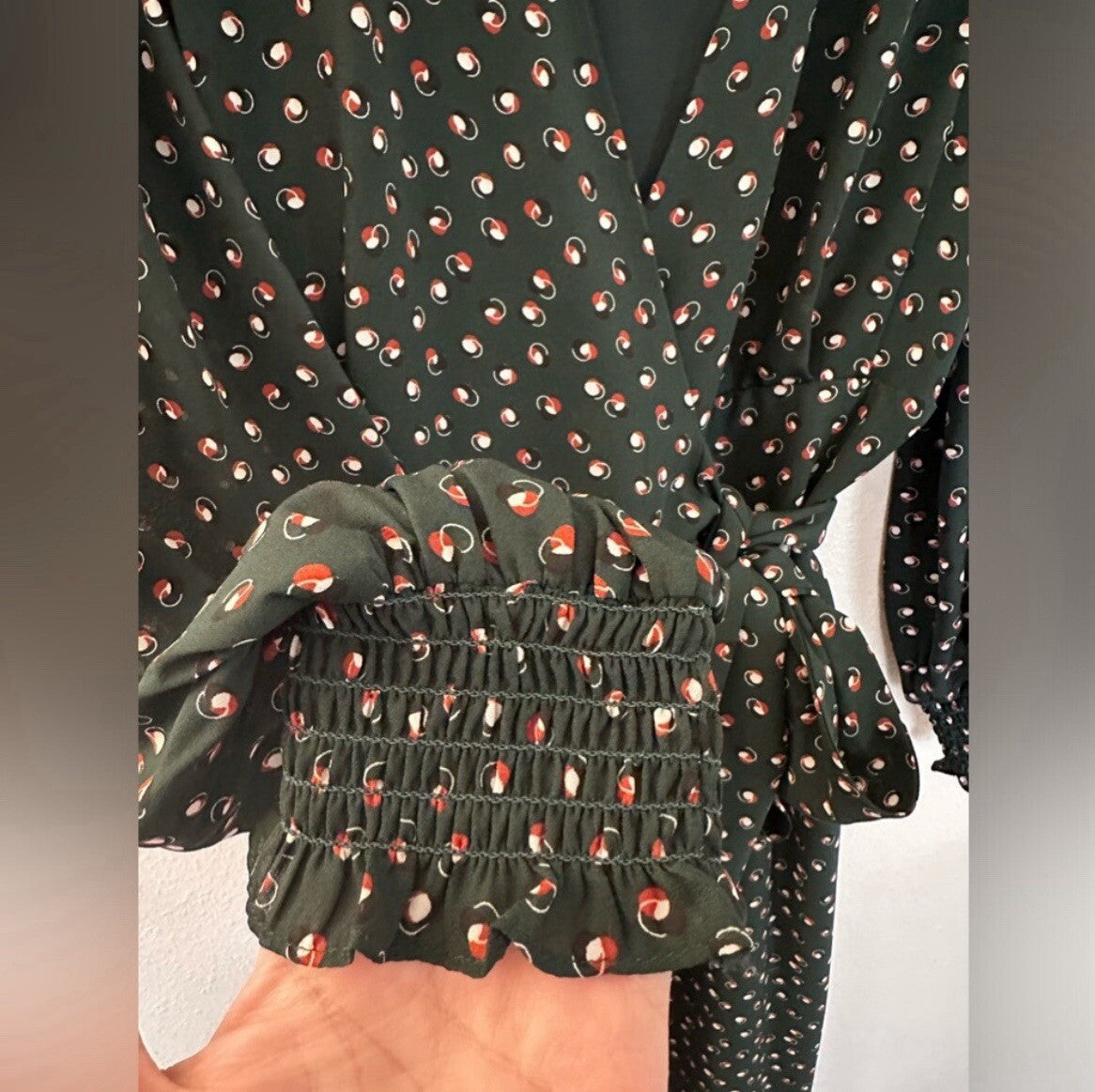 Max Studio Long Sleeve Wrap Dress Size Small V Neck (99)