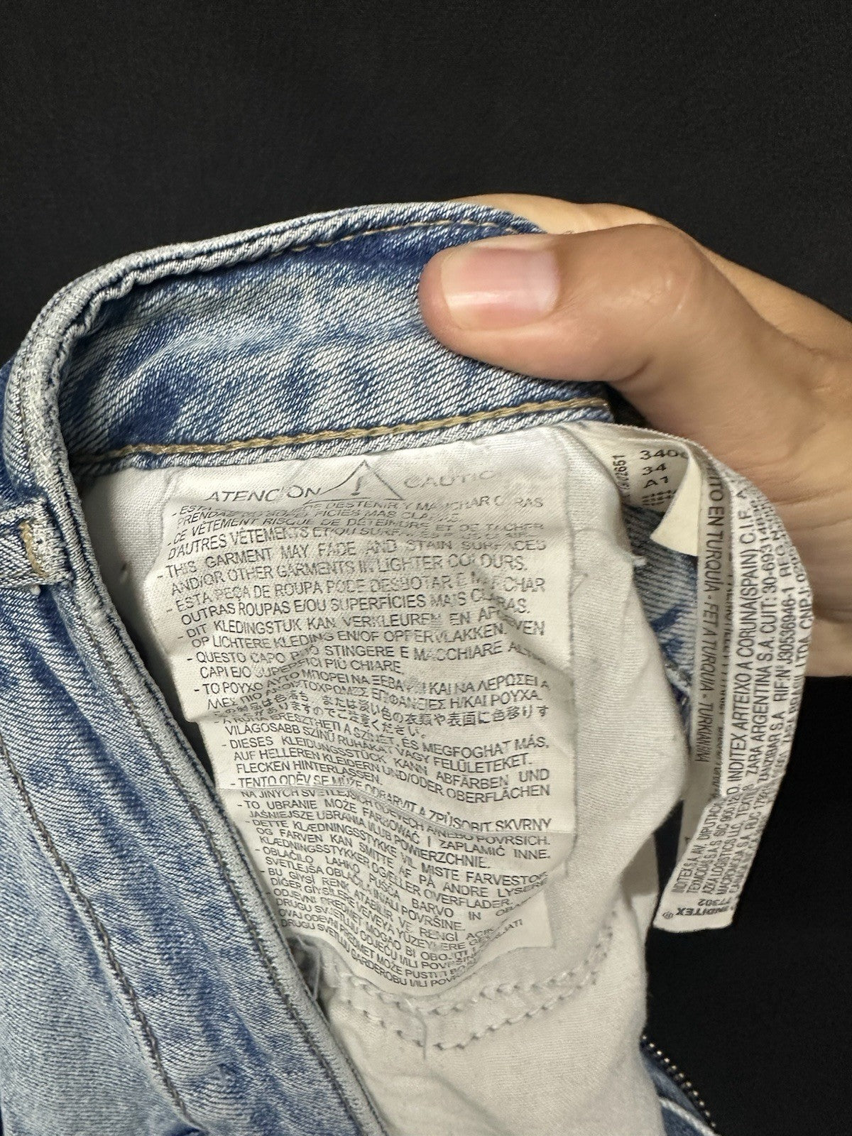 Women’s ZARA Cut off Jeans US 2 EUR 34 (0031)