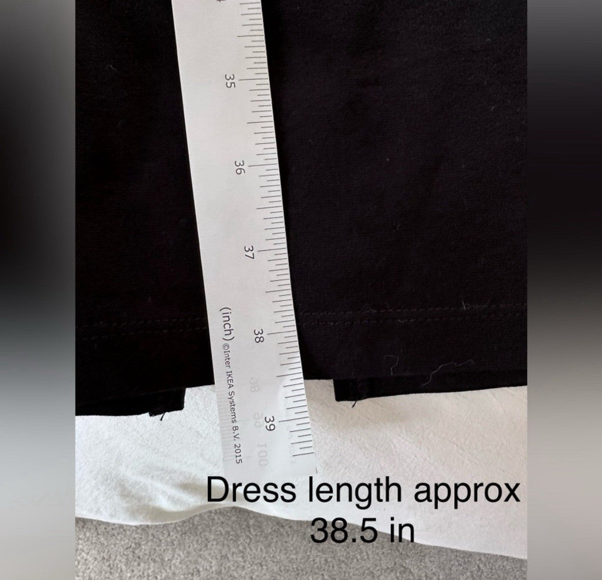 Woman’s Lulus Size small Low cut V back, Fitted black dress Size Small (0041)