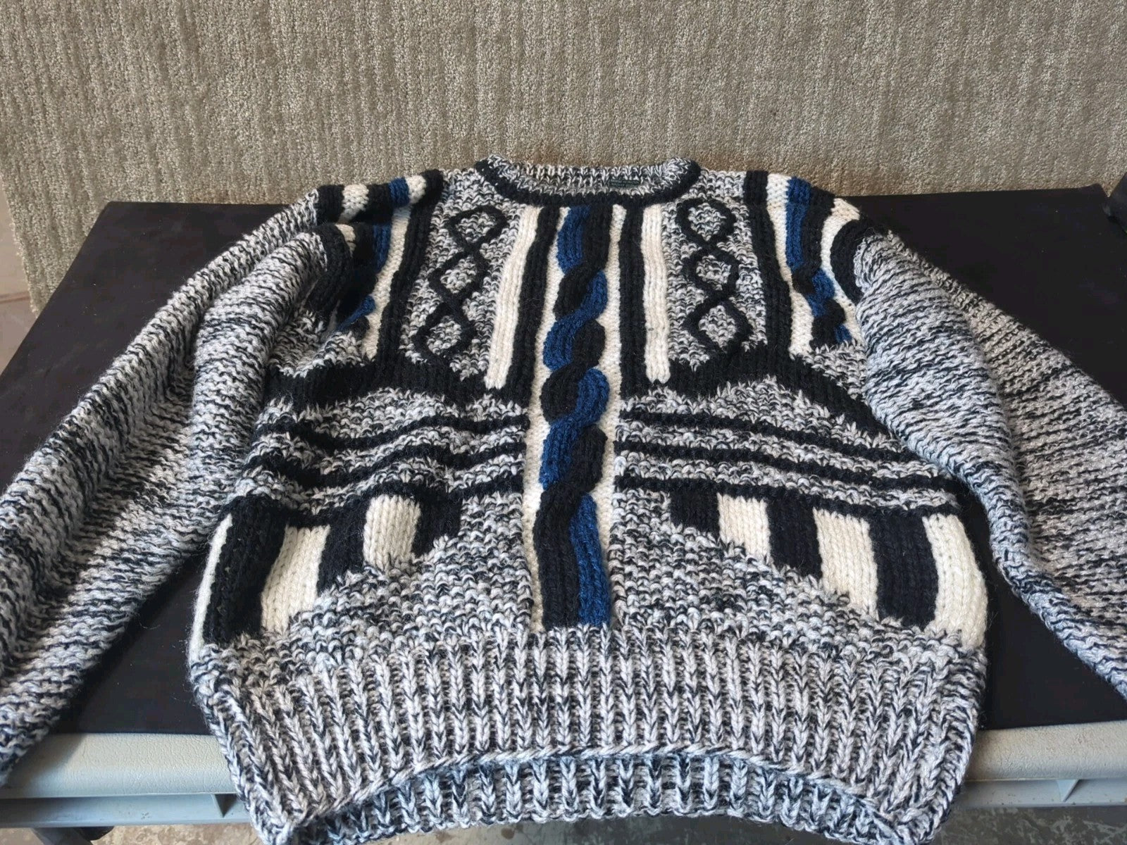 Vintage J.T. Beckett Sweater Mens L Chunky Knit Stretch Loose Knit 90’s
