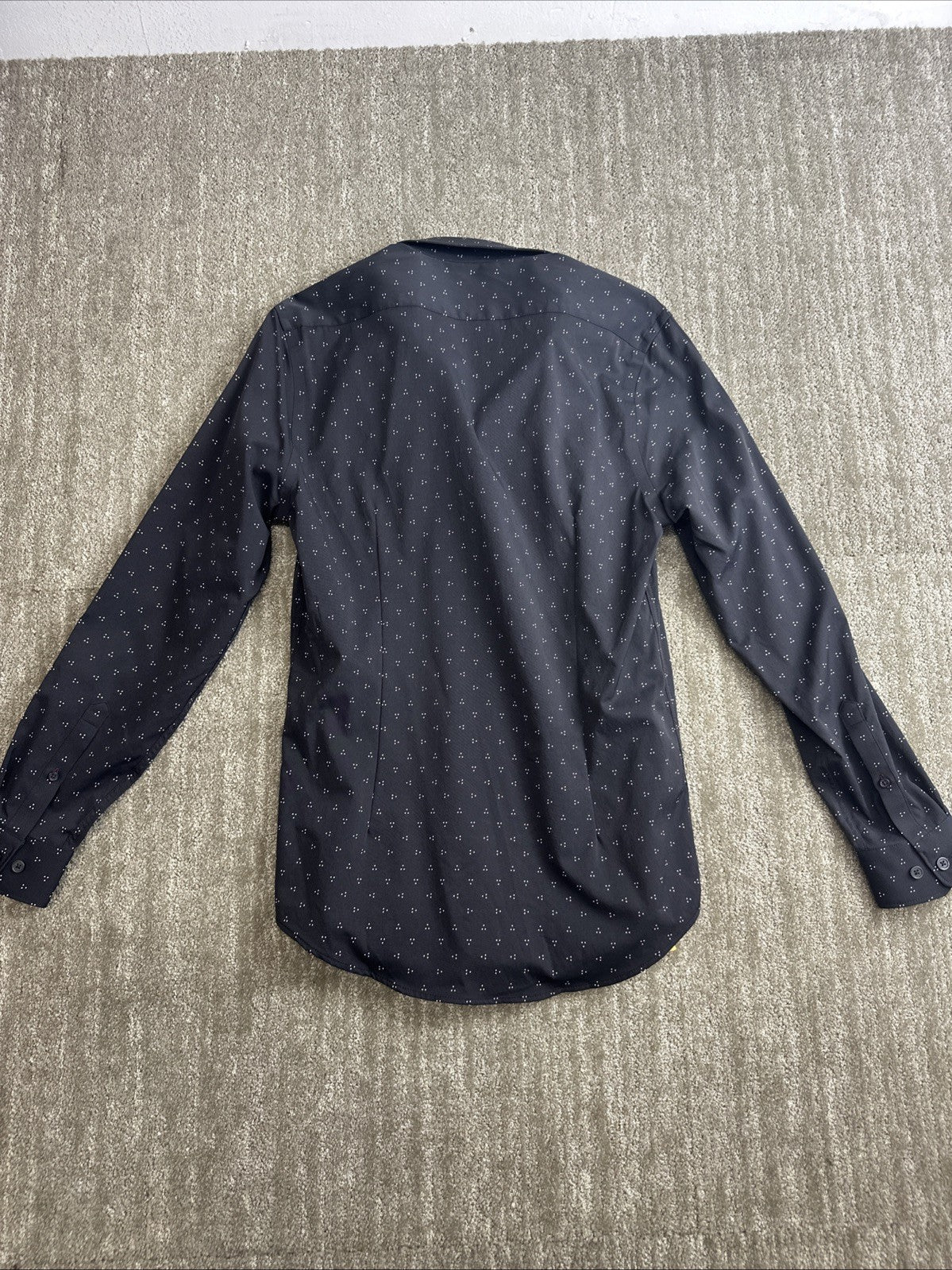 Men’s Express Extra Slim Performance XS 13-13.5 NWT Button Up  Long Sleeve (5.8)