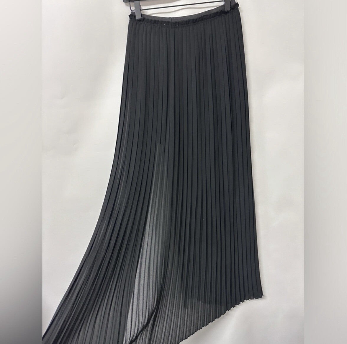 Lush Black Pleated Sheer Slit Skirt Size Small (0062)